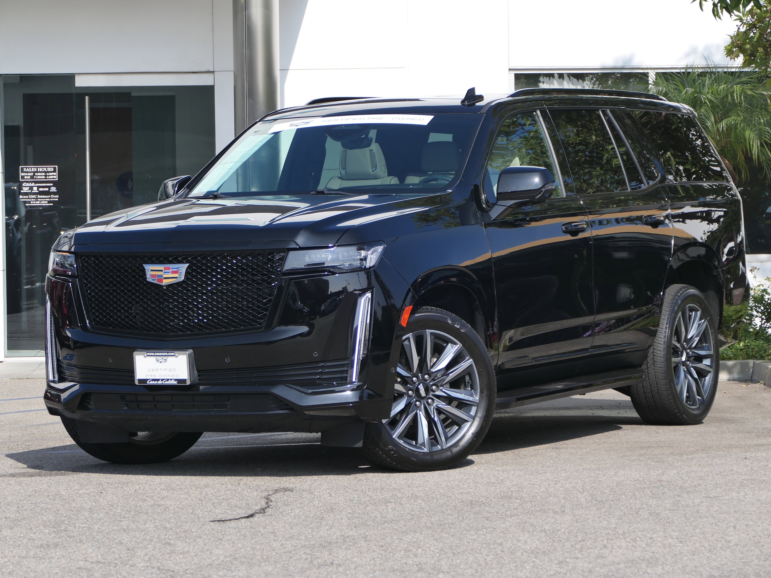 2023 Cadillac Escalade 4WD Sport's photo