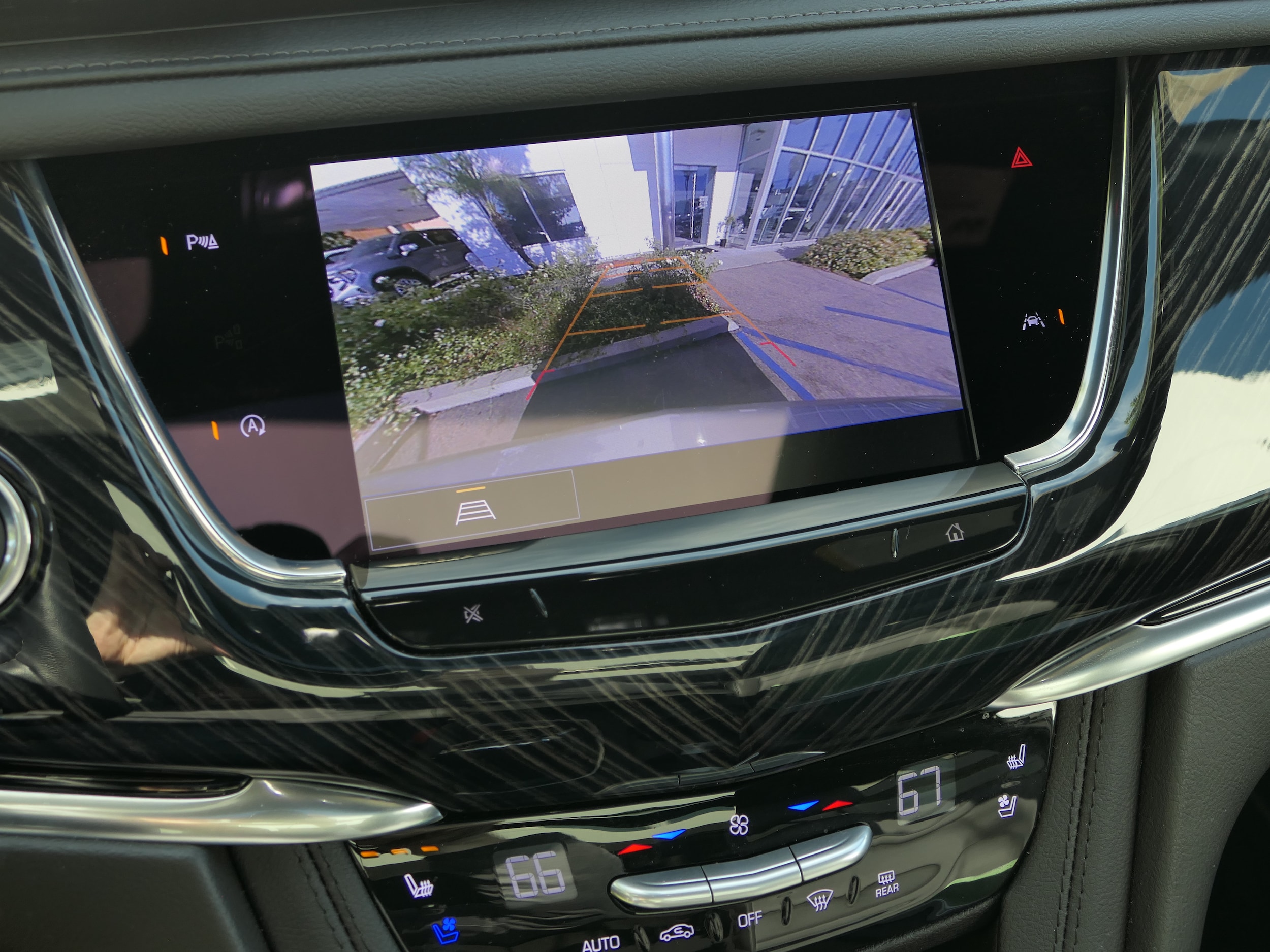 2025 Cadillac XT6 Premium Luxury - Photo 21