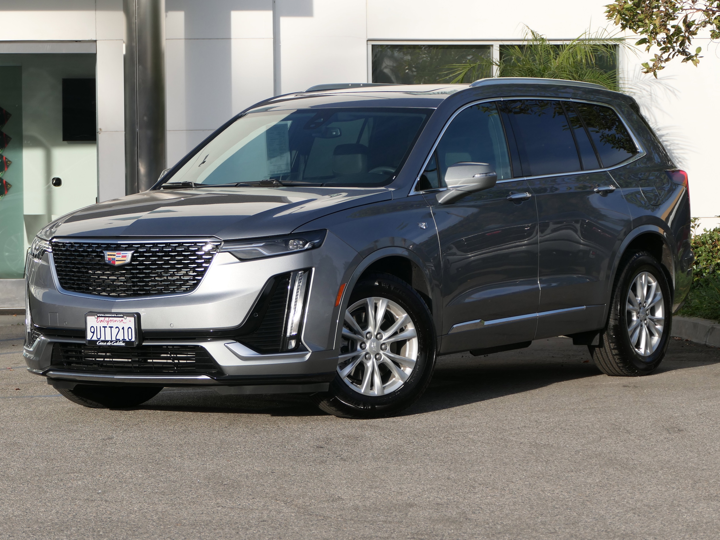 2025 Cadillac XT6 Luxury