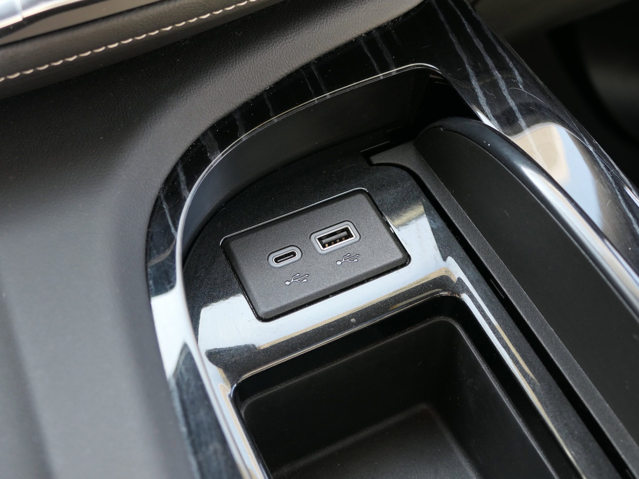 2023 Cadillac Escalade Sport - Photo 23