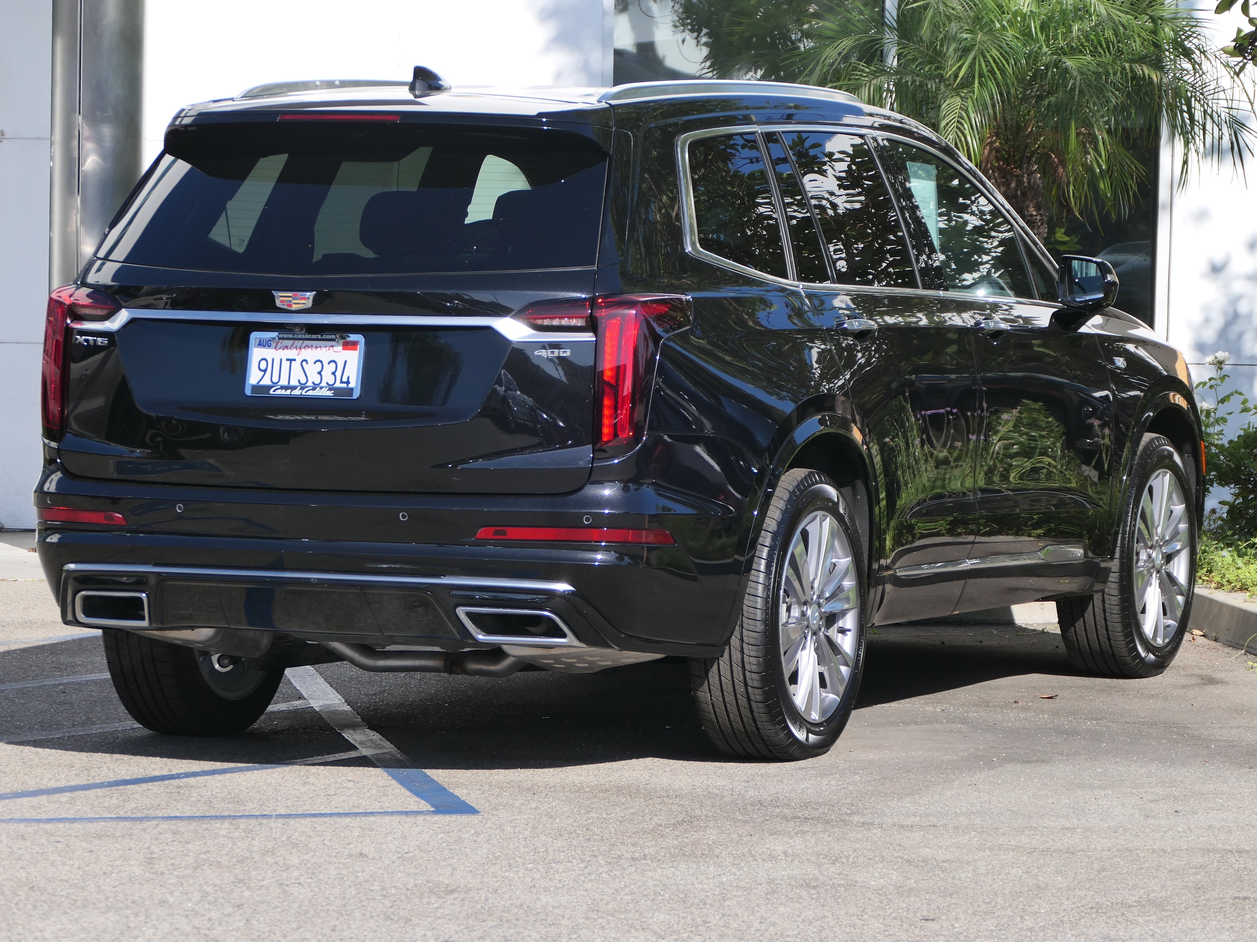 2025 Cadillac XT6 Premium Luxury - Photo 6