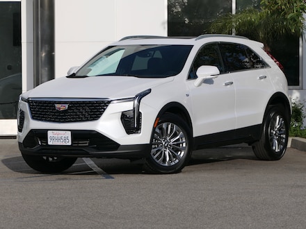 2025 CADILLAC XT4 Premium Luxury SUV