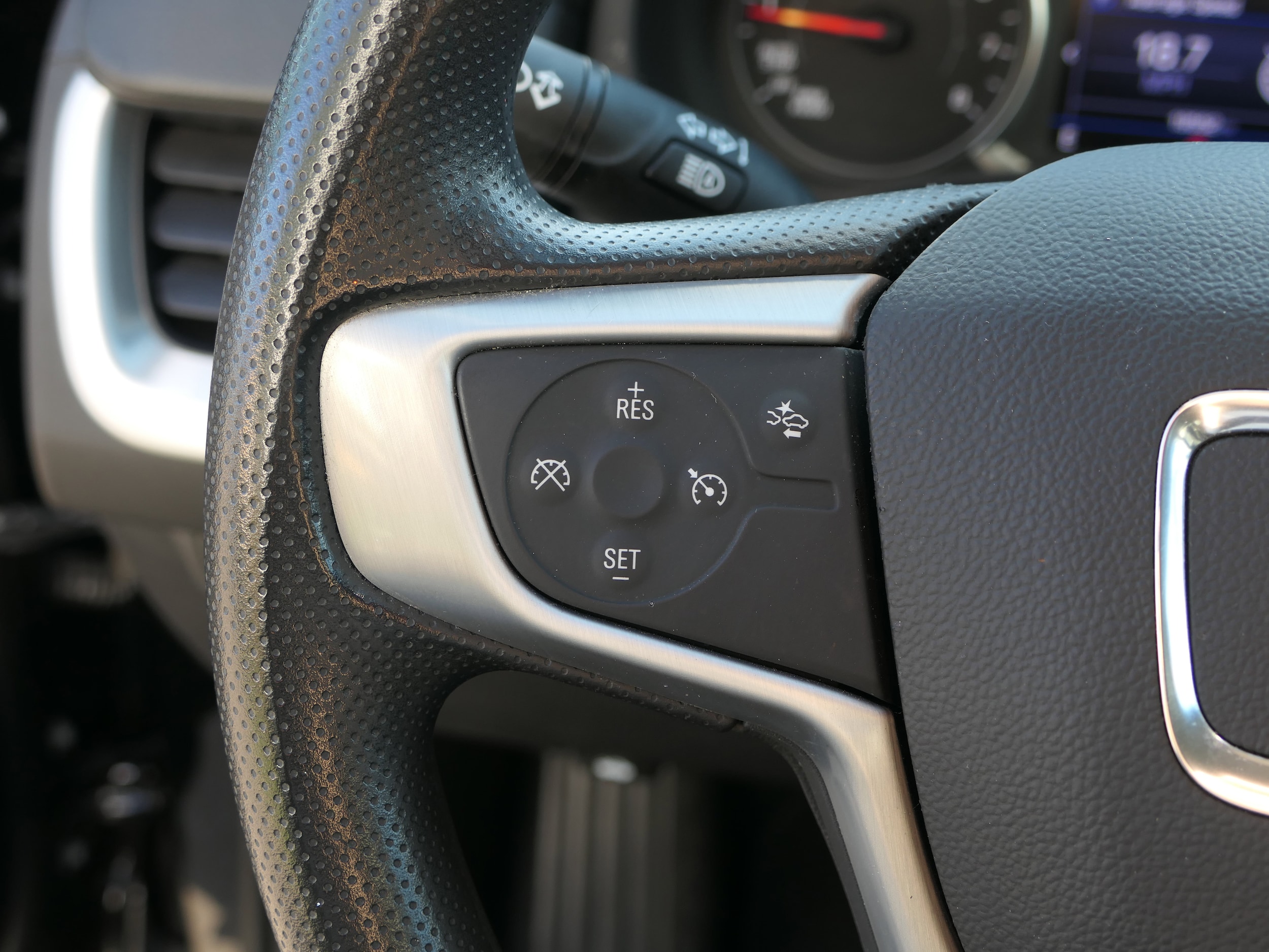 2022 GMC Terrain SLE - Photo 13