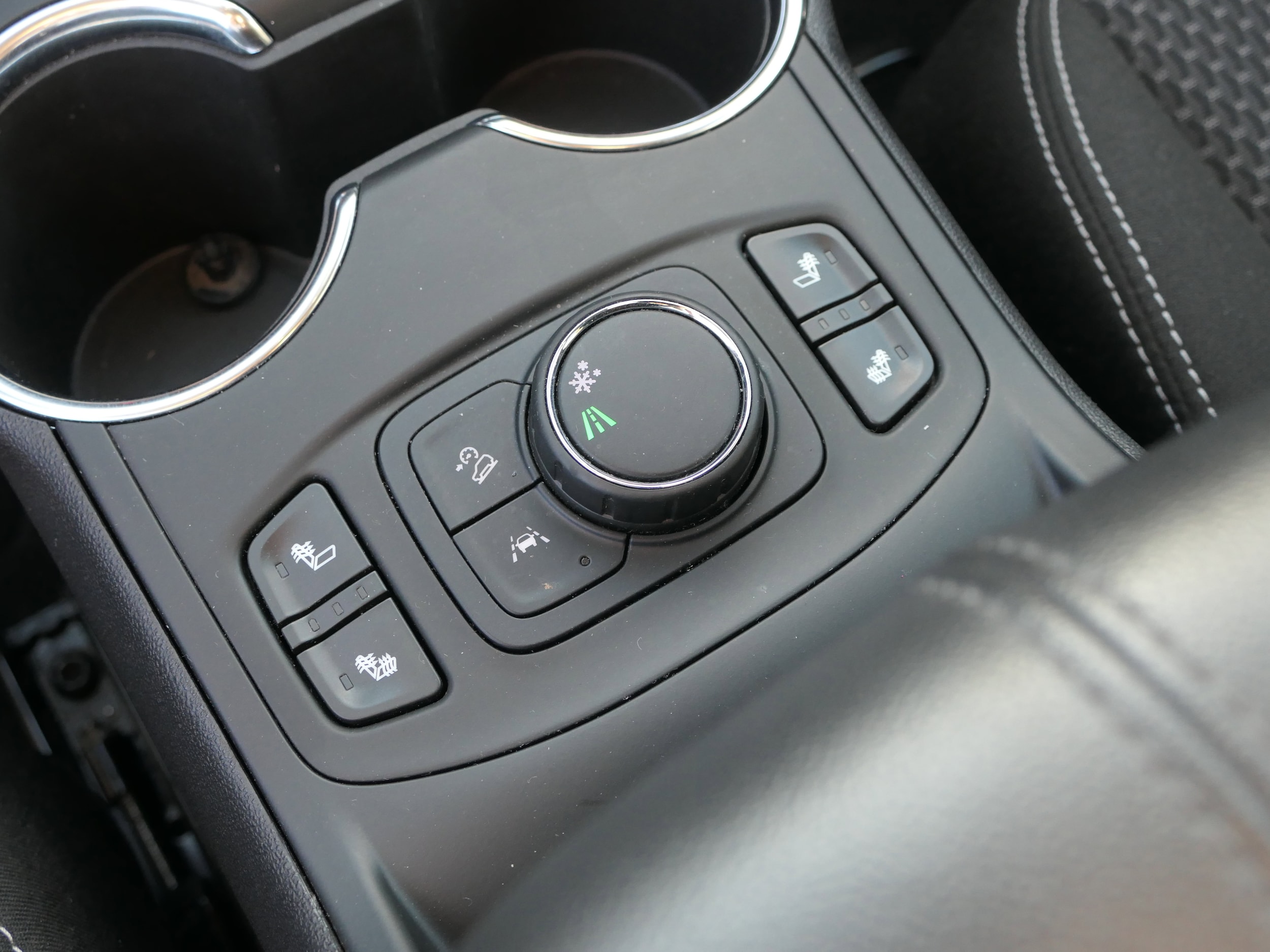 2022 GMC Terrain SLE - Photo 21