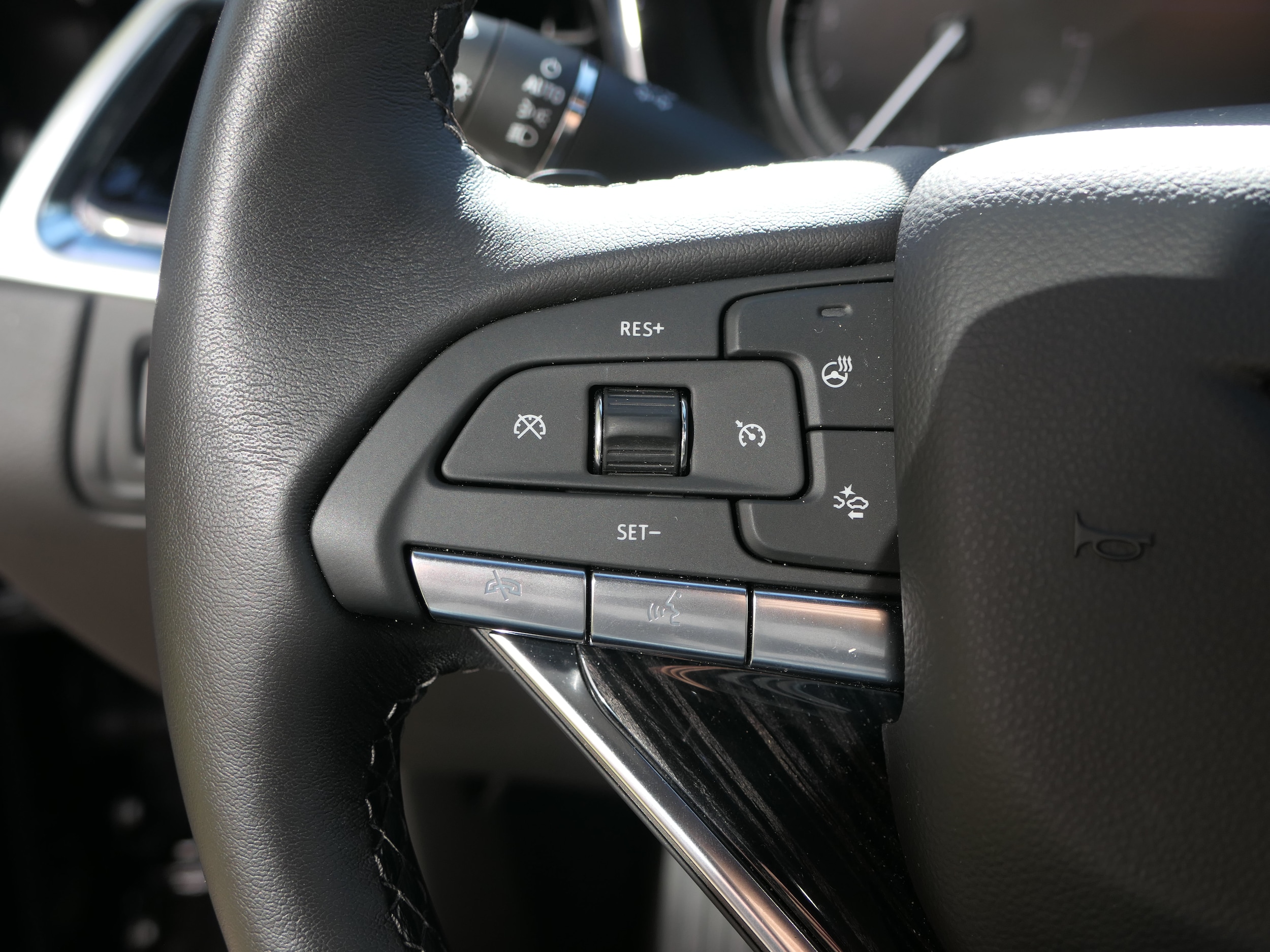 2025 Cadillac XT6 Premium Luxury - Photo 16