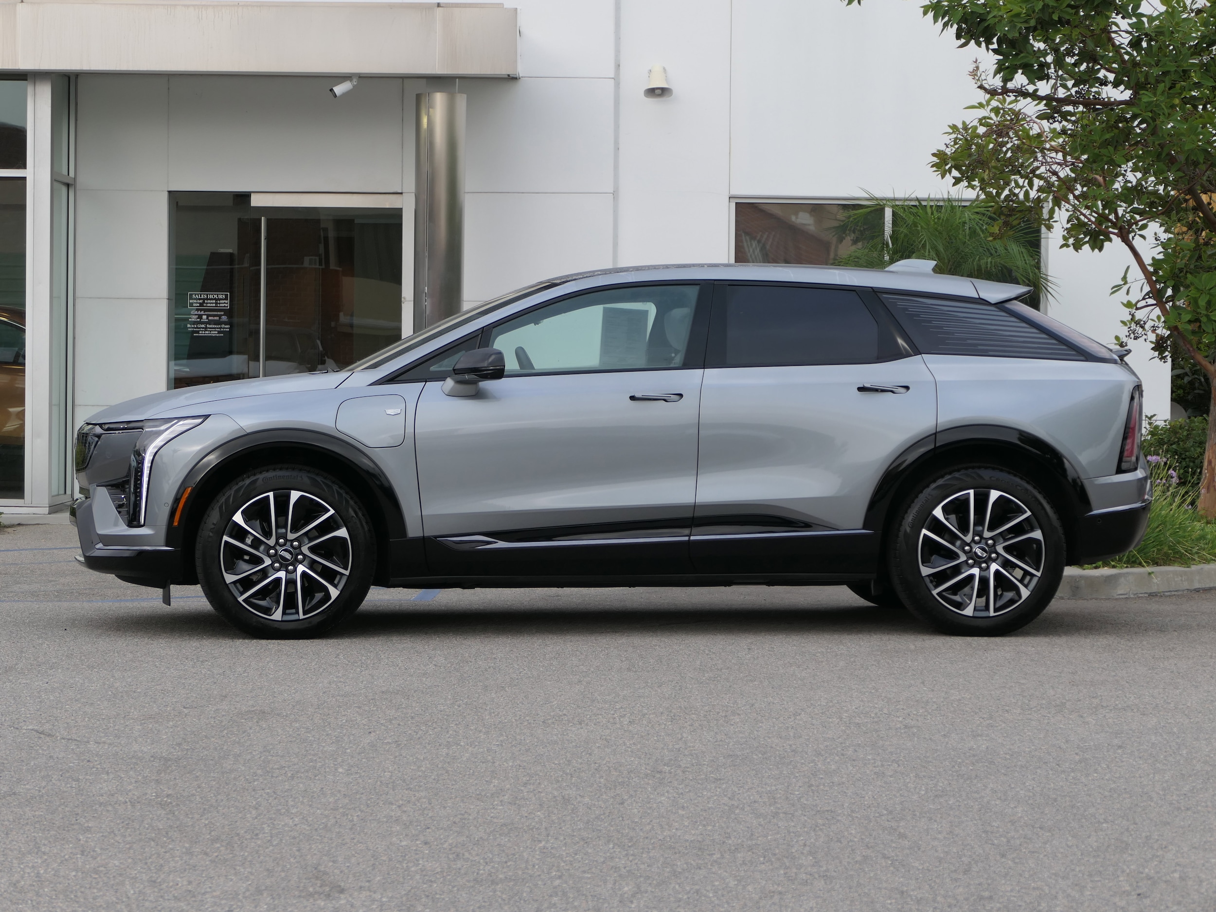 Used 2025 Cadillac OPTIQ Sport 1 with VIN 3GYK3EMR8SS230249 for sale in Los Angeles, CA
