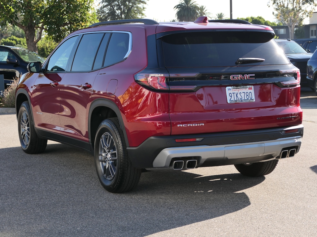 Used 2025 GMC Acadia Elevation SUV