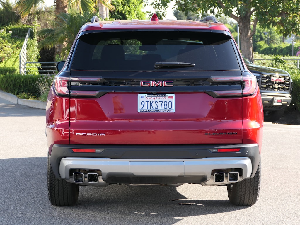 Used 2025 GMC Acadia Elevation SUV