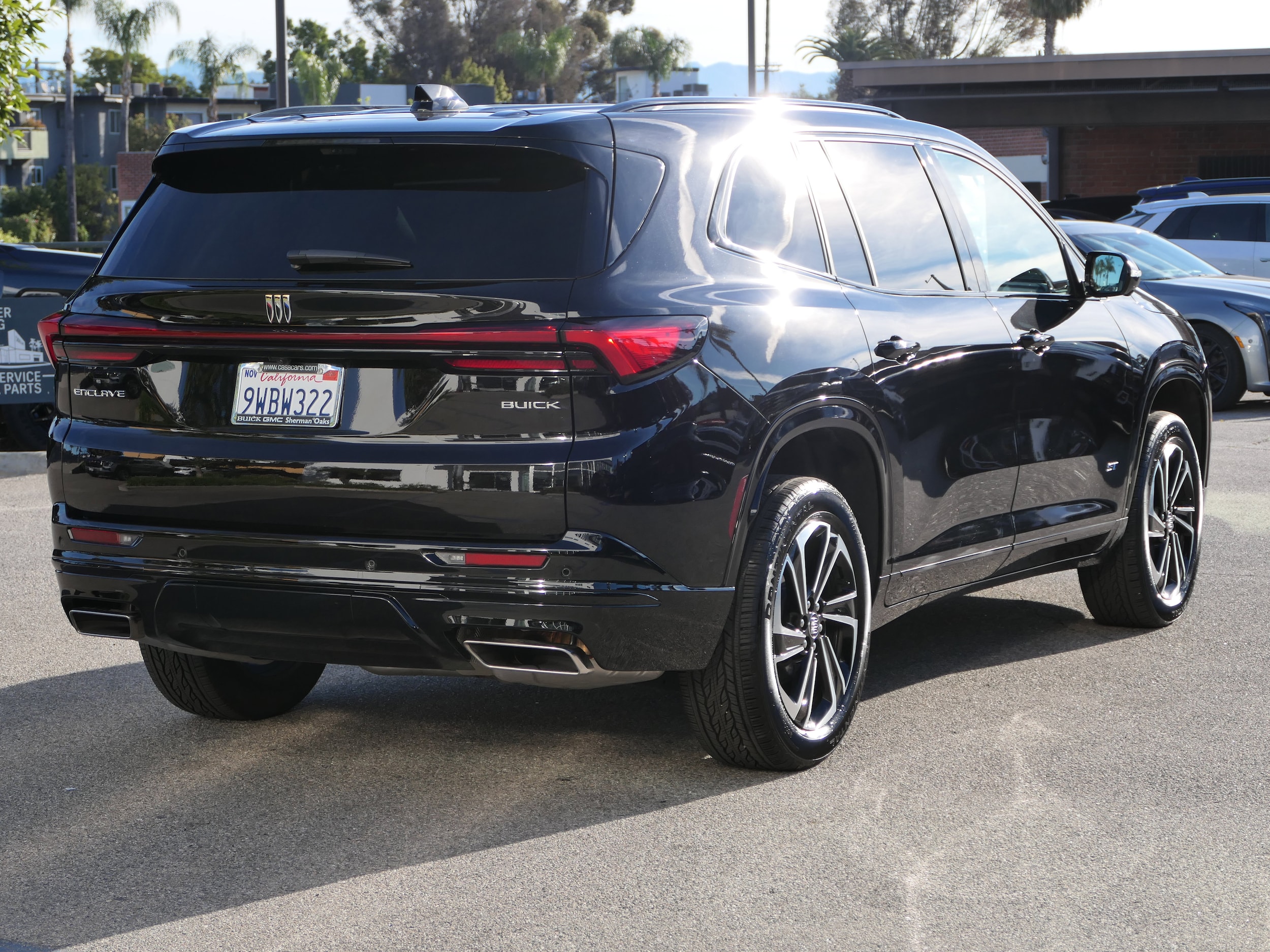 2026 Buick Enclave Sport Touring photo 4