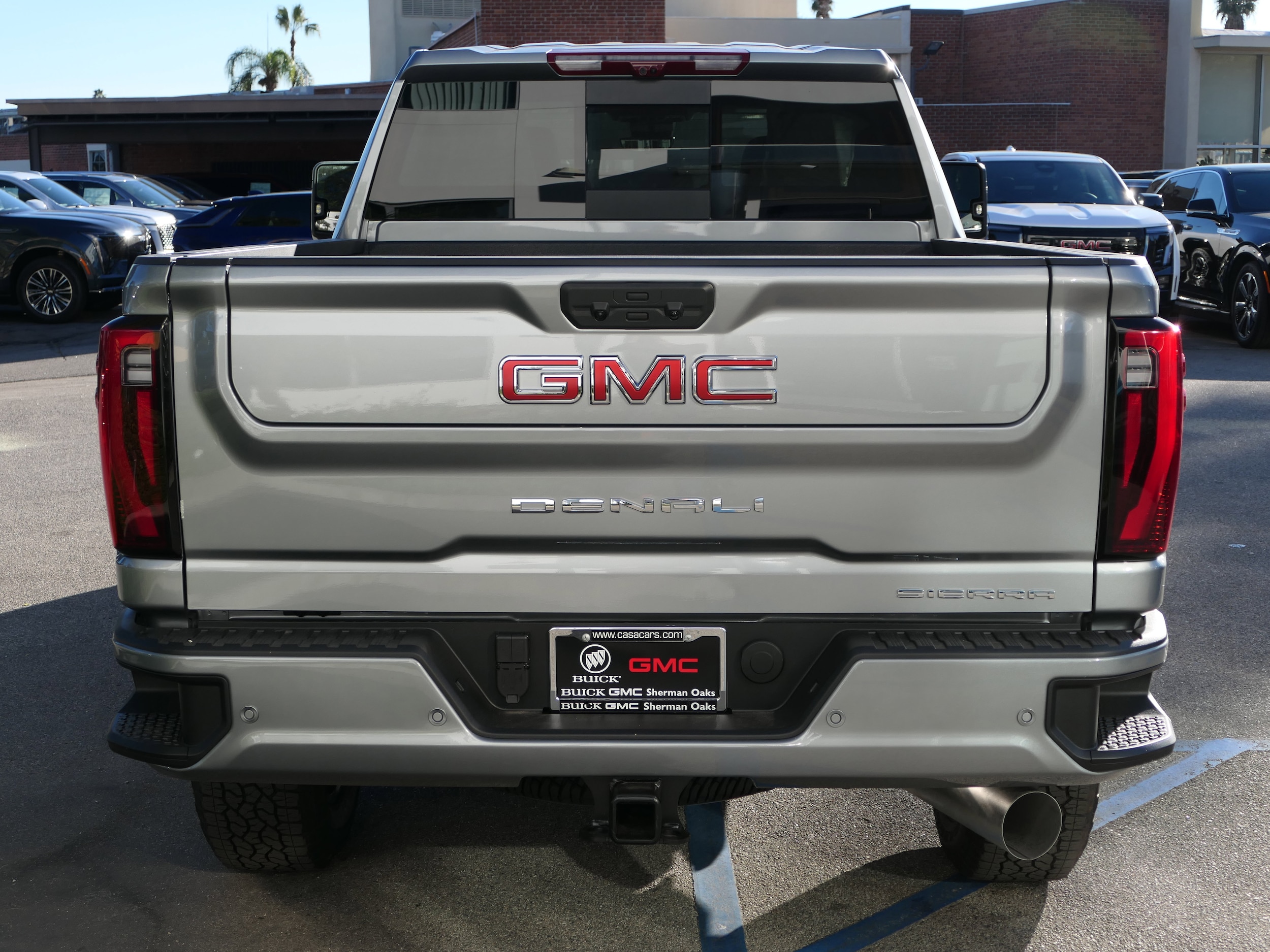 2026 GMC Sierra 2500 HD Denali photo 2