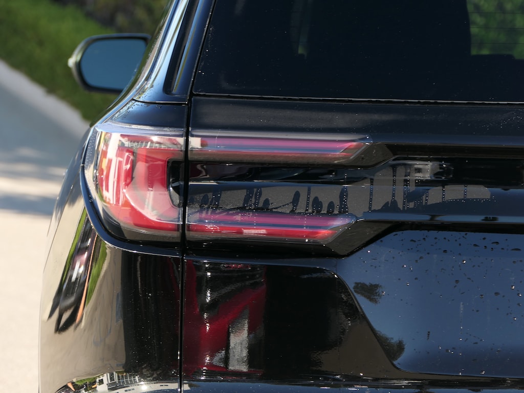 Used 2025 GMC Acadia Elevation SUV