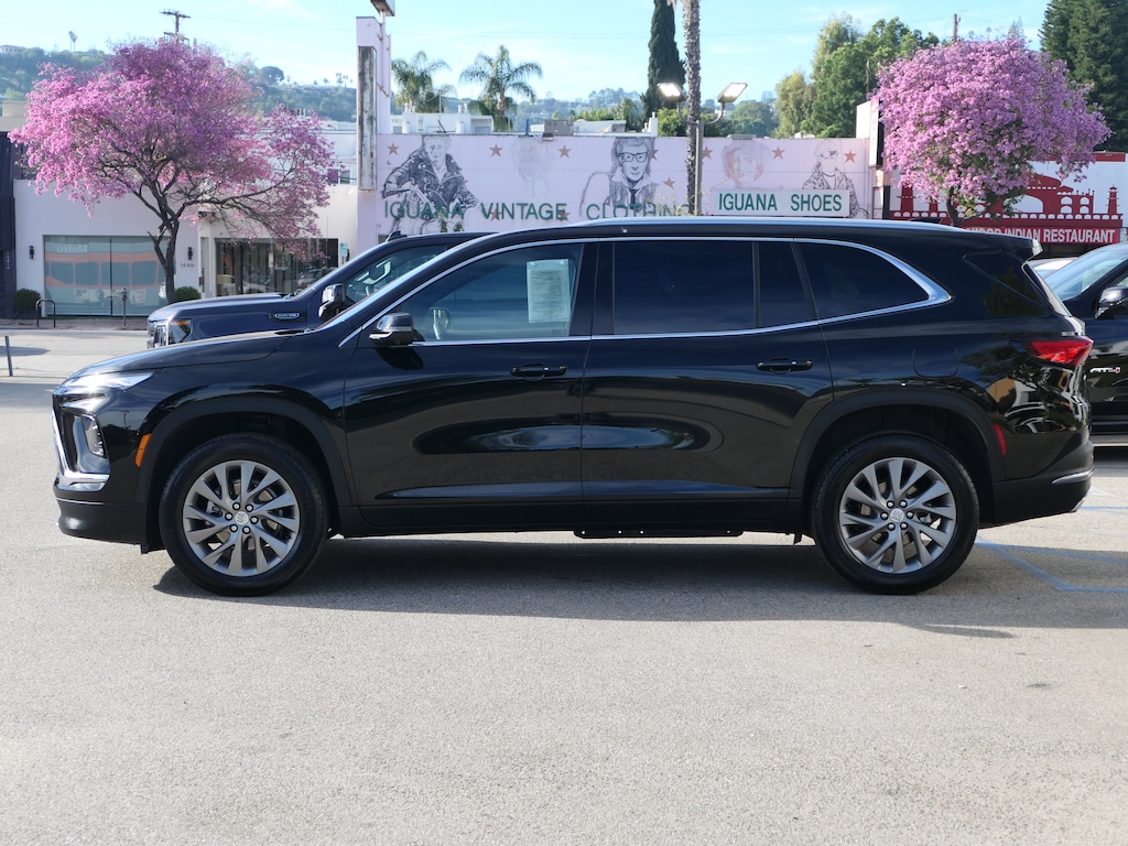 Used 2026 Buick Enclave Preferred SUV