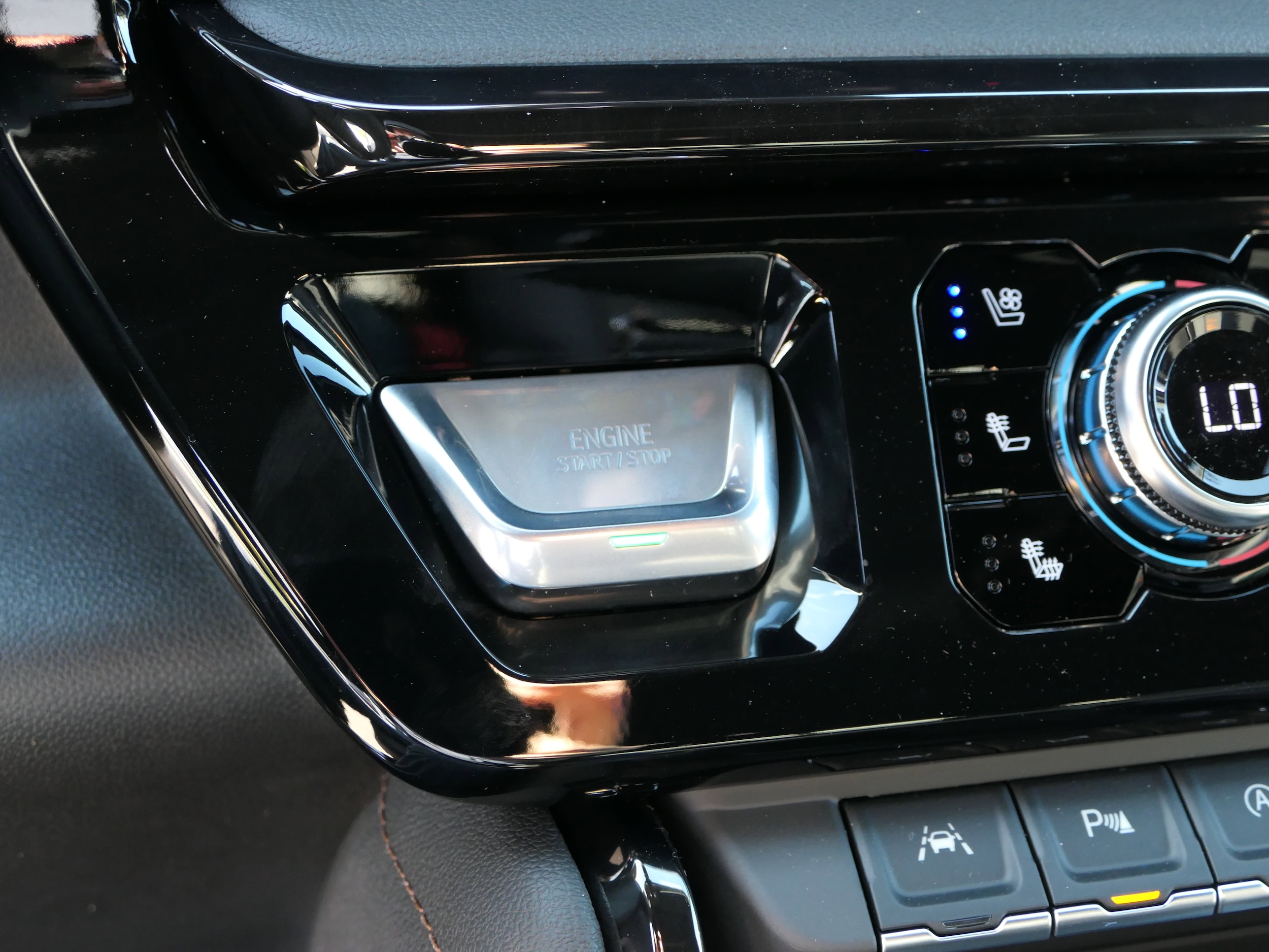 2026 GMC Sierra 1500 AT4 - Photo 16