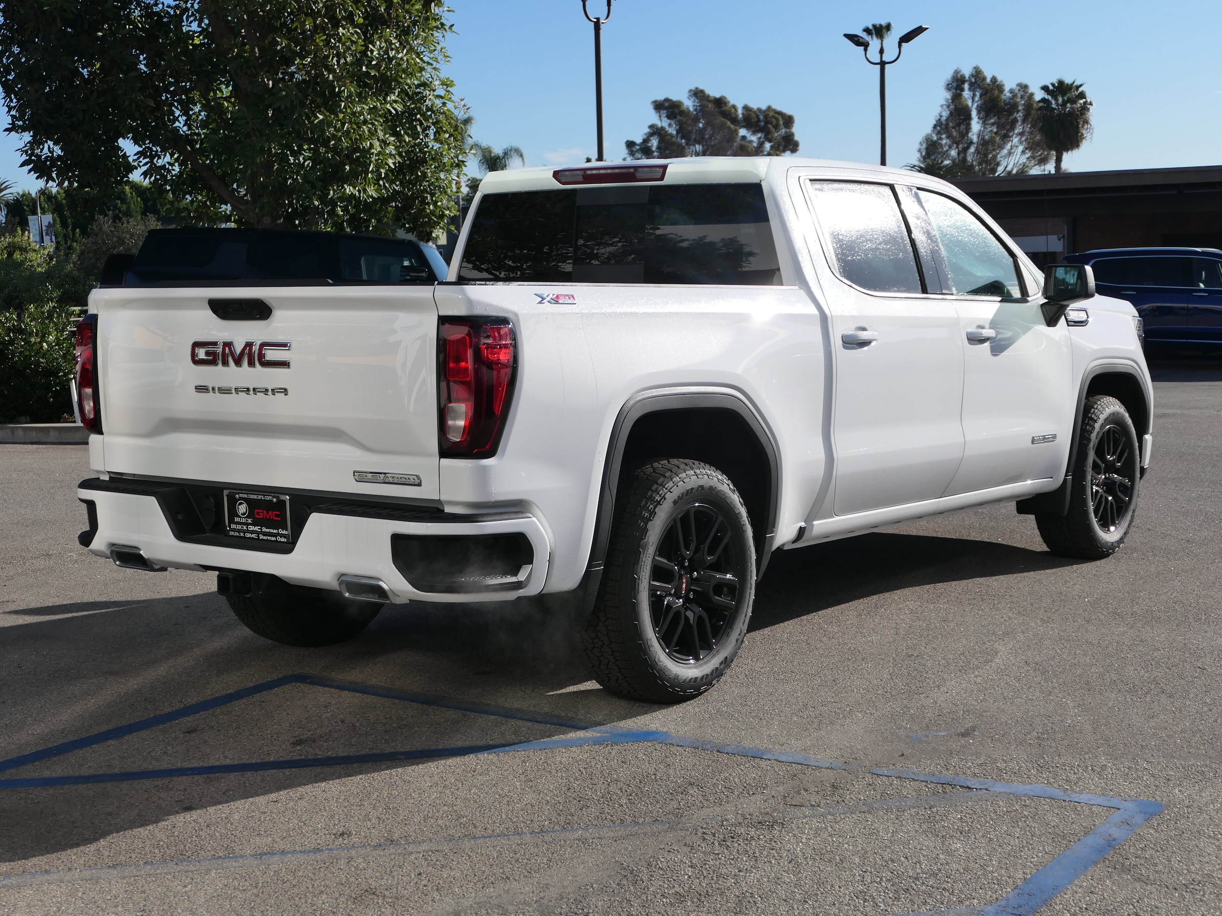 2026 GMC Sierra 1500 Elevation photo 5