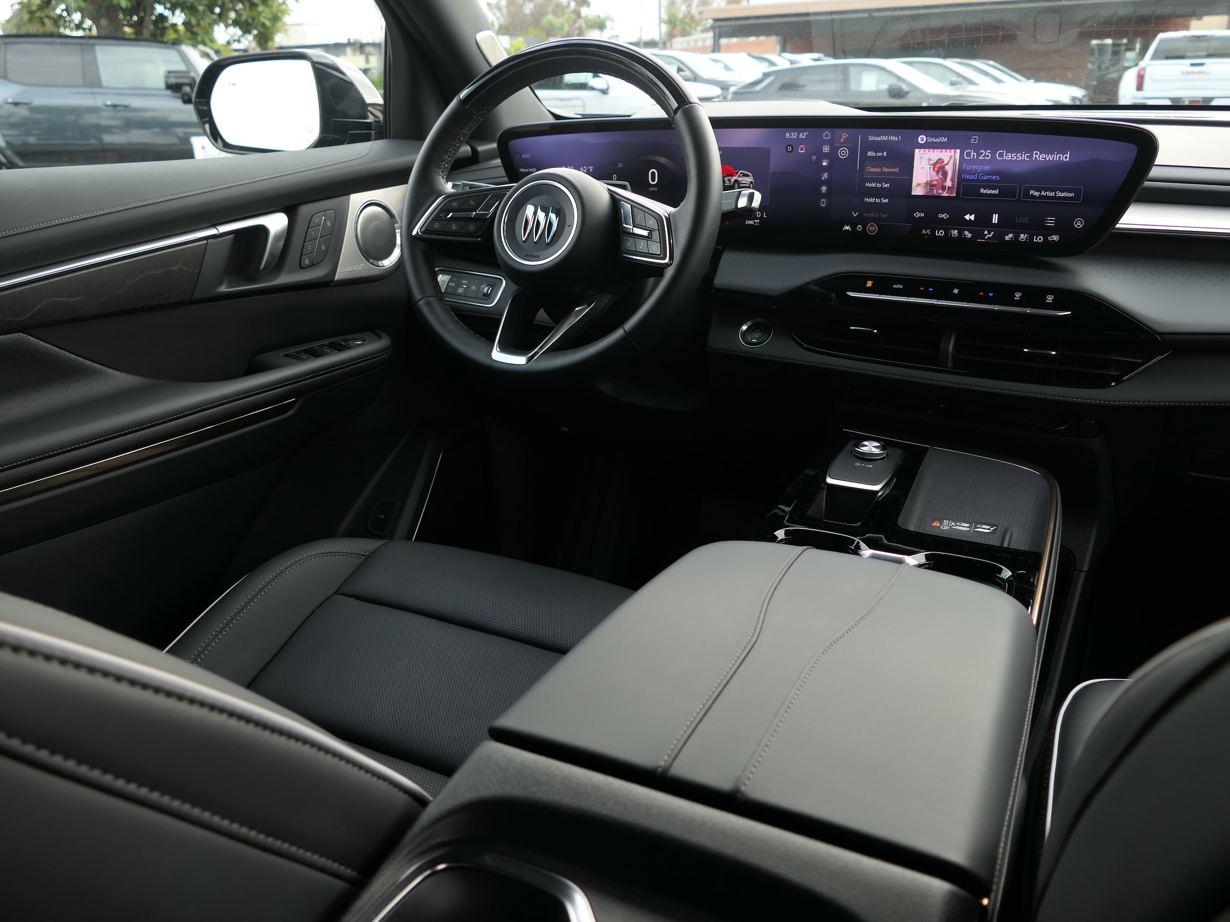 2026 Buick Enclave Avenir - Photo 25
