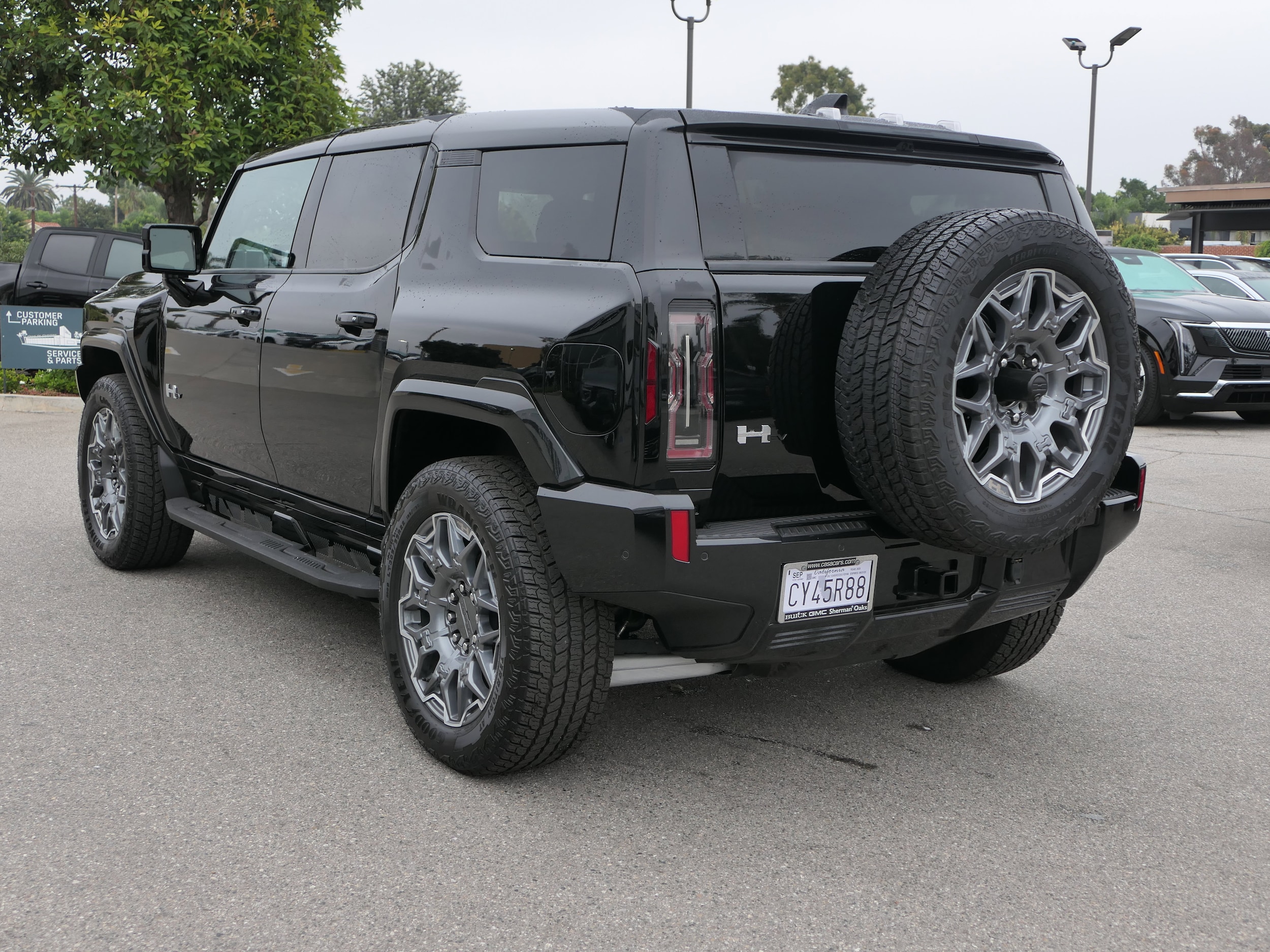 Used 2025 GMC HUMMER EV 3X with VIN 1GKB0RDC8SU103166 for sale in Los Angeles, CA