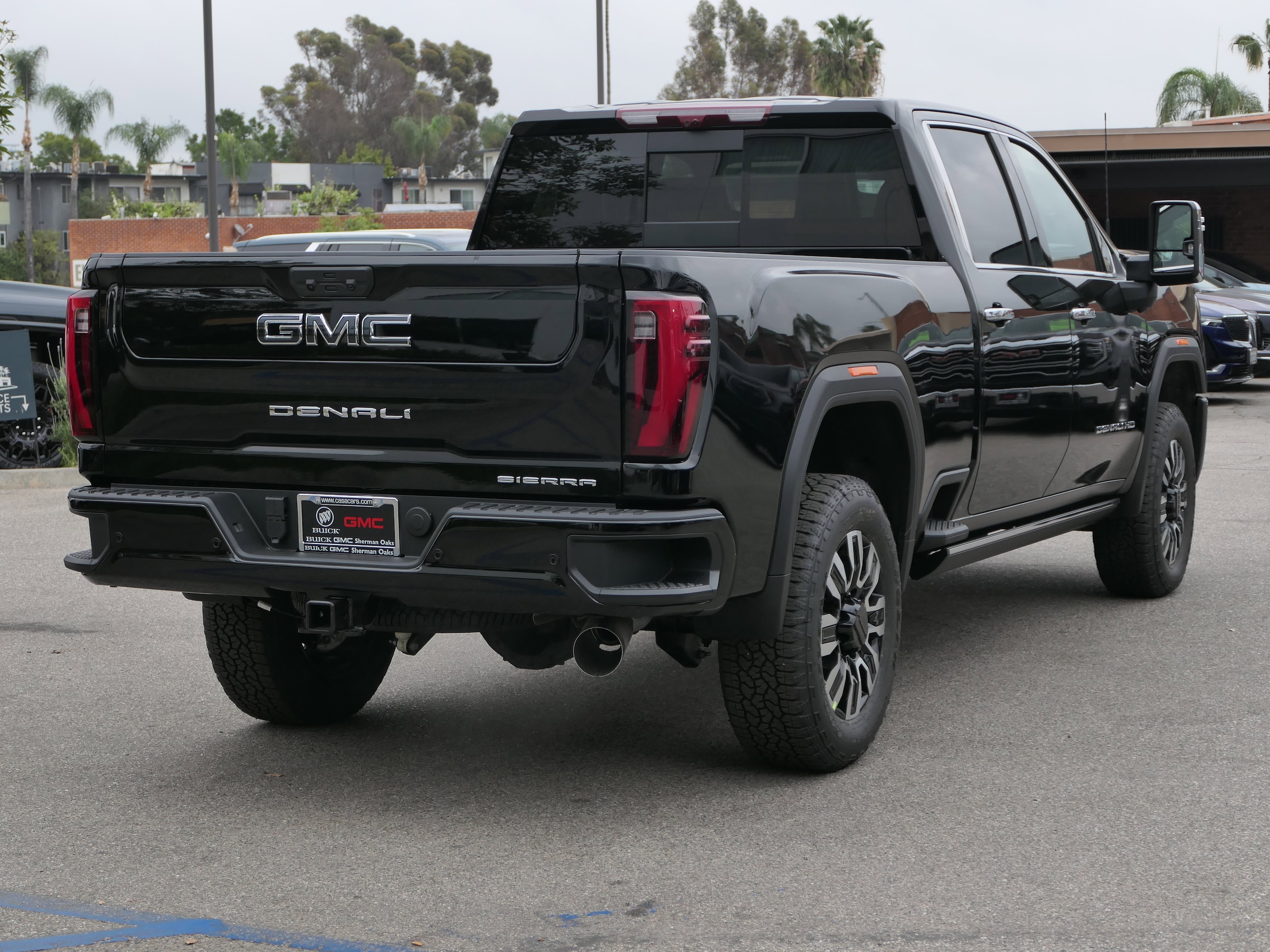 2026 GMC Sierra 2500 HD Denali Ultimate photo 4