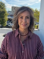 Staff member LAURA LIMA from ID_489552be727c