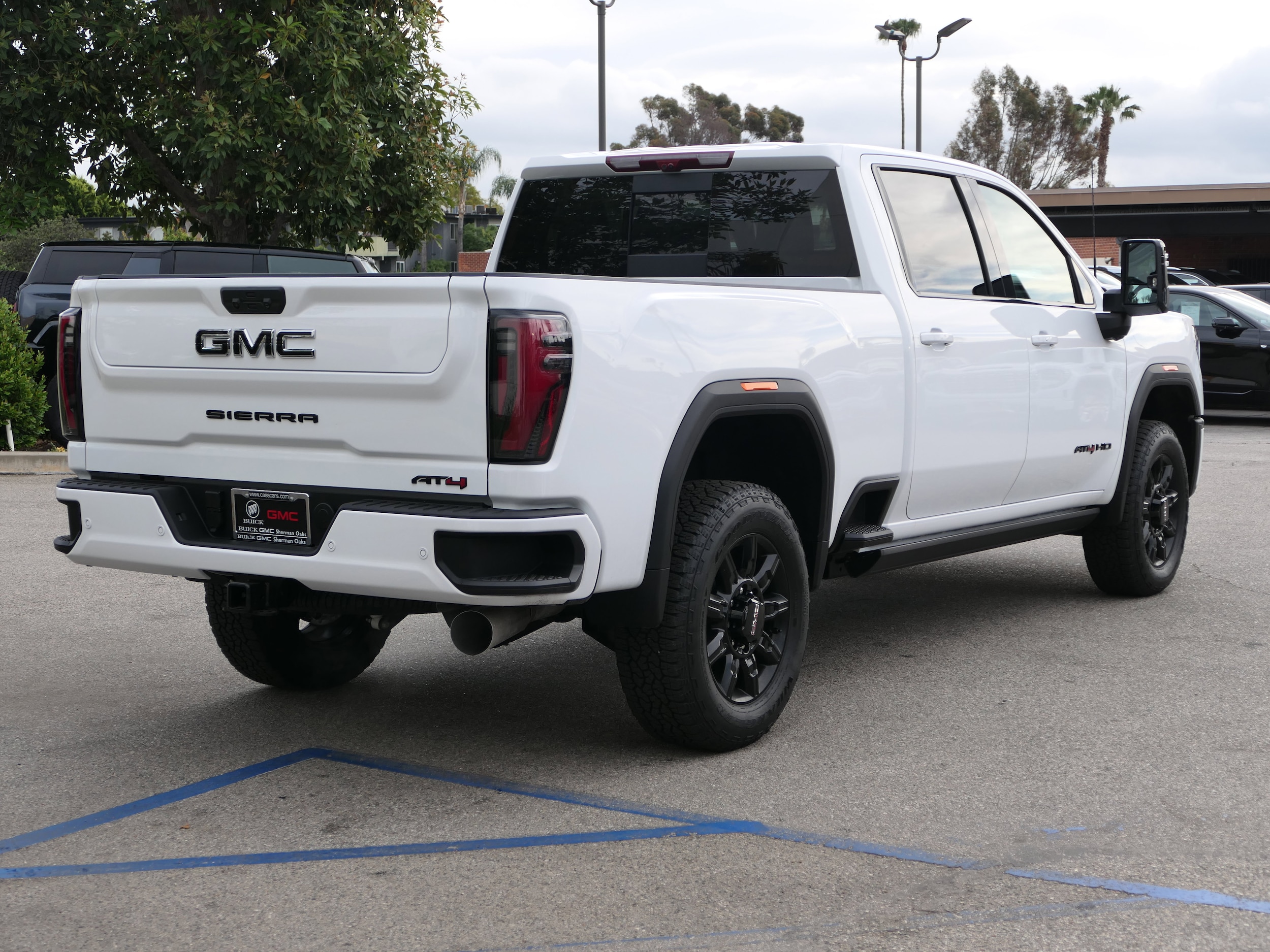 2026 GMC Sierra 2500 HD AT4 photo 5