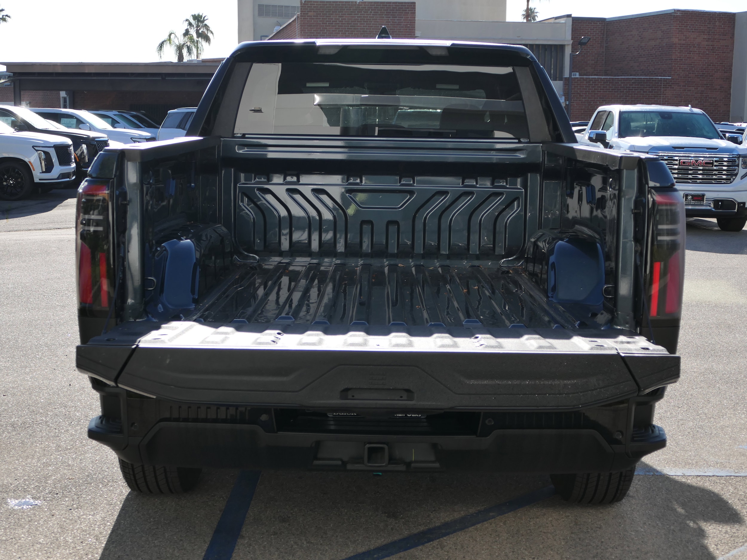 2026 GMC Sierra EV Elevation Standard Range photo 4