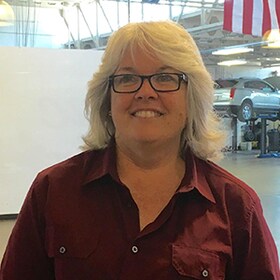 Staff member PATRICIA NISBET from ID_34514058115a