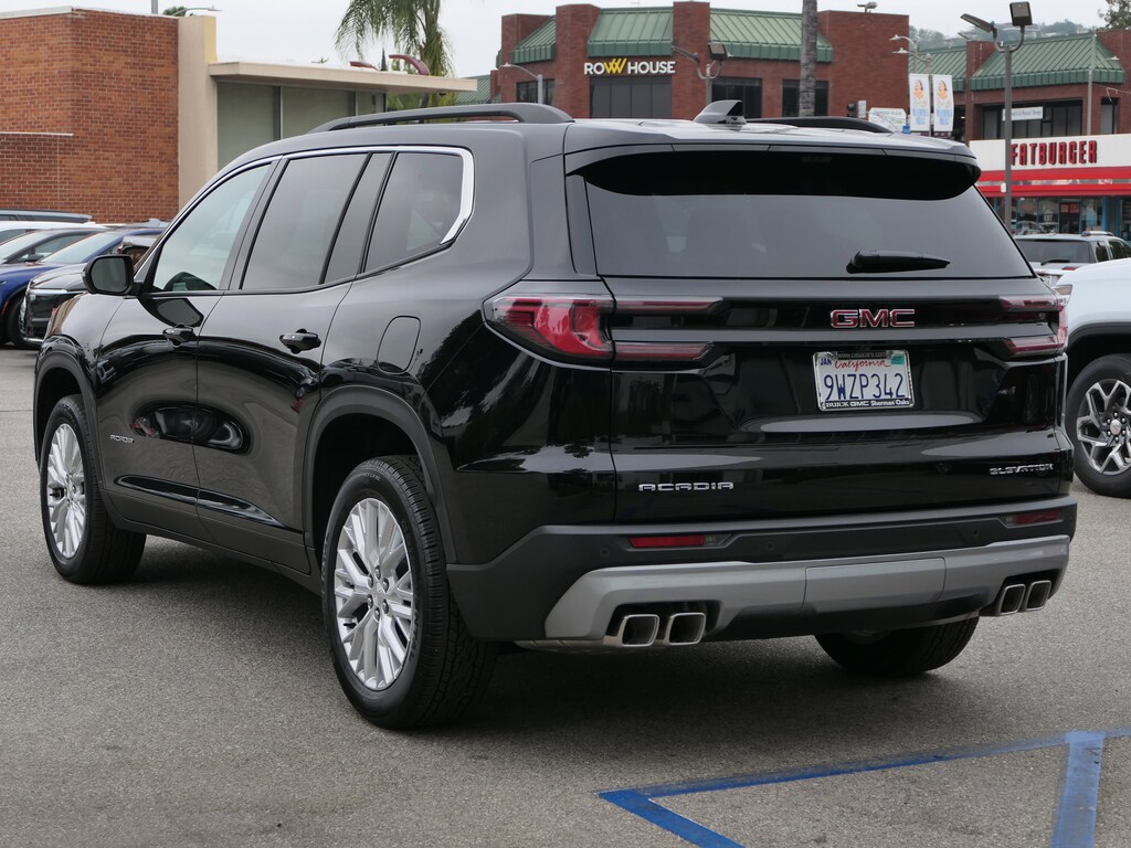 Used 2026 GMC Acadia Elevation SUV