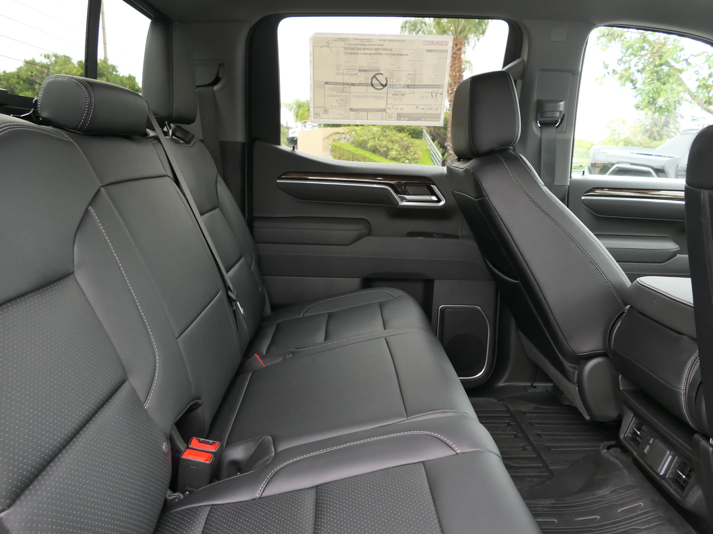 2026 GMC Sierra 1500 SLE - Photo 20