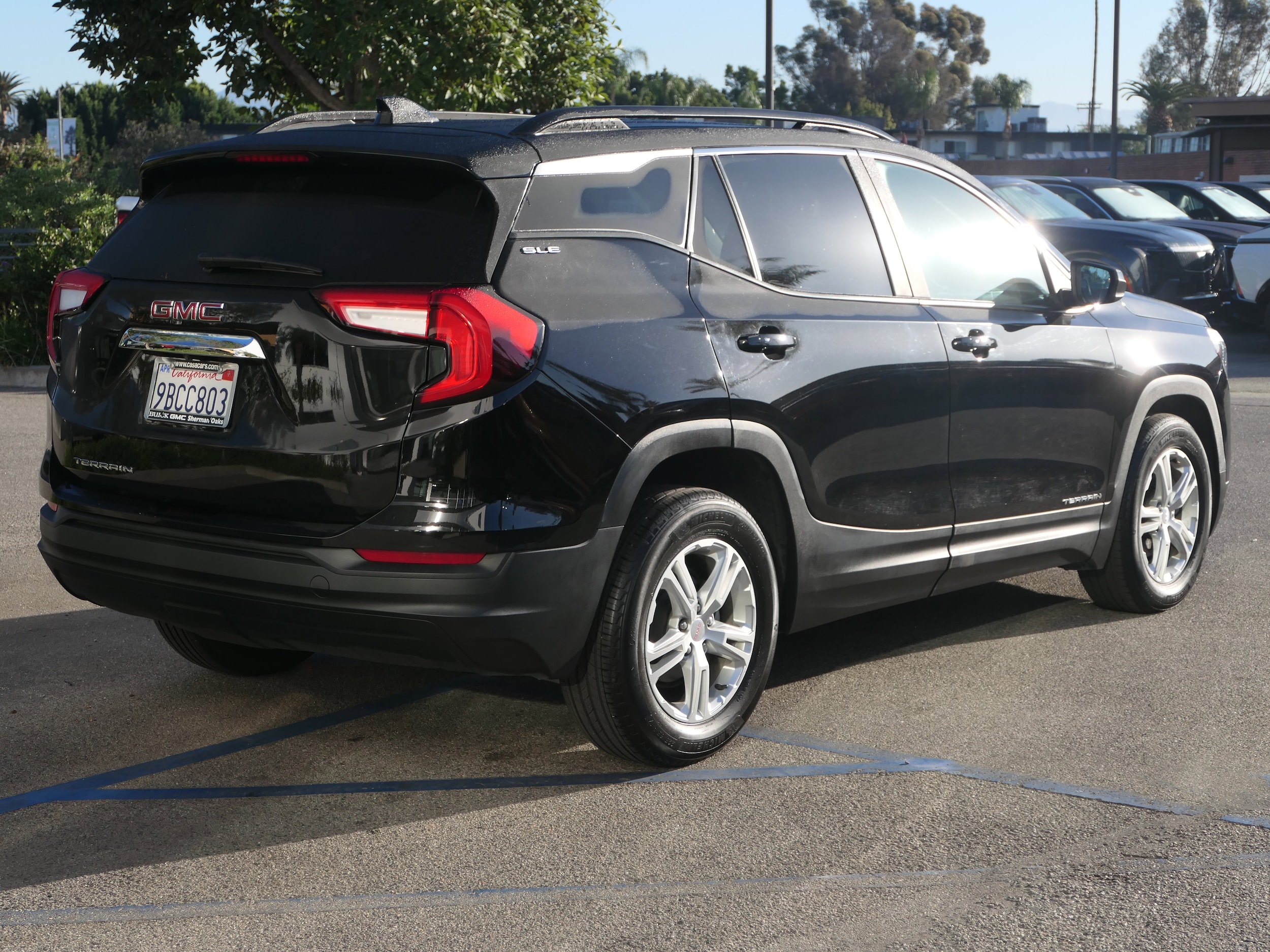 2022 GMC Terrain SLE photo 4