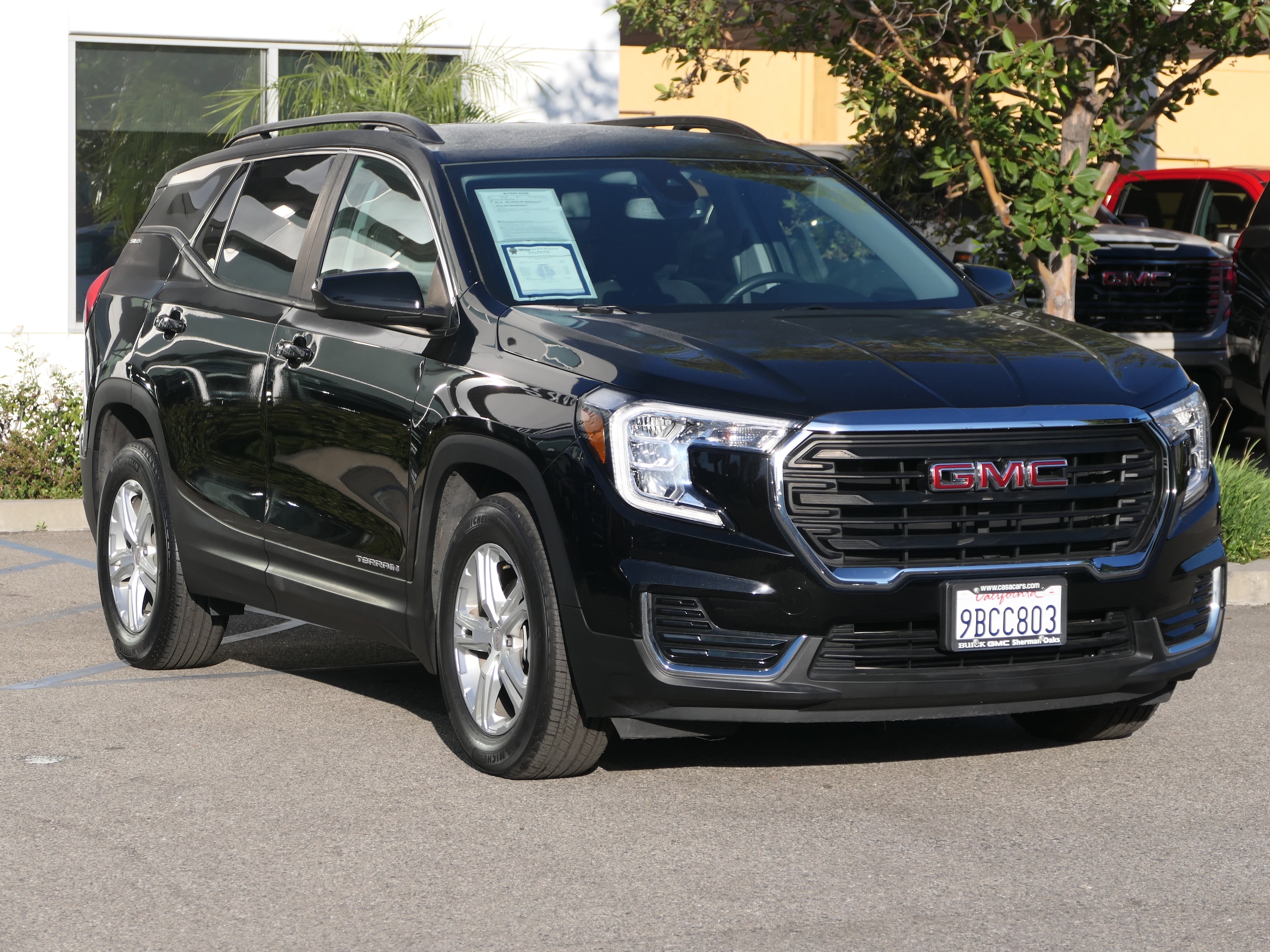 2022 GMC Terrain SLE photo 5