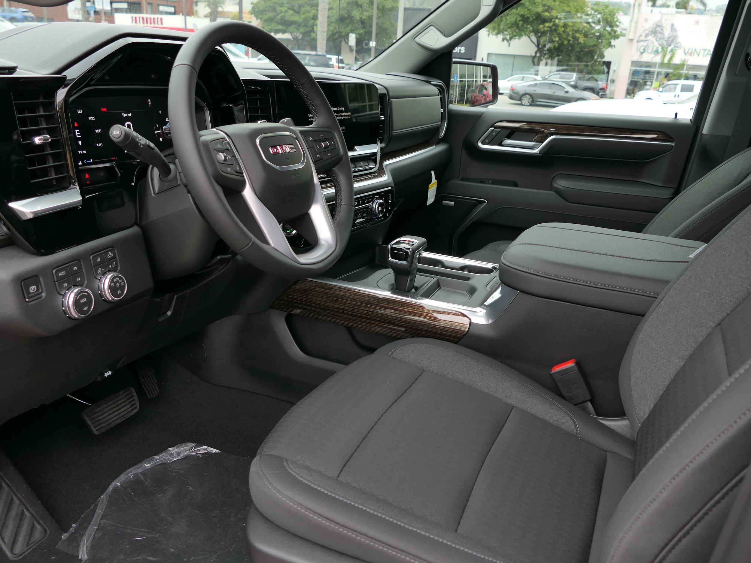 2026 GMC Sierra 1500 Elevation - Photo 13