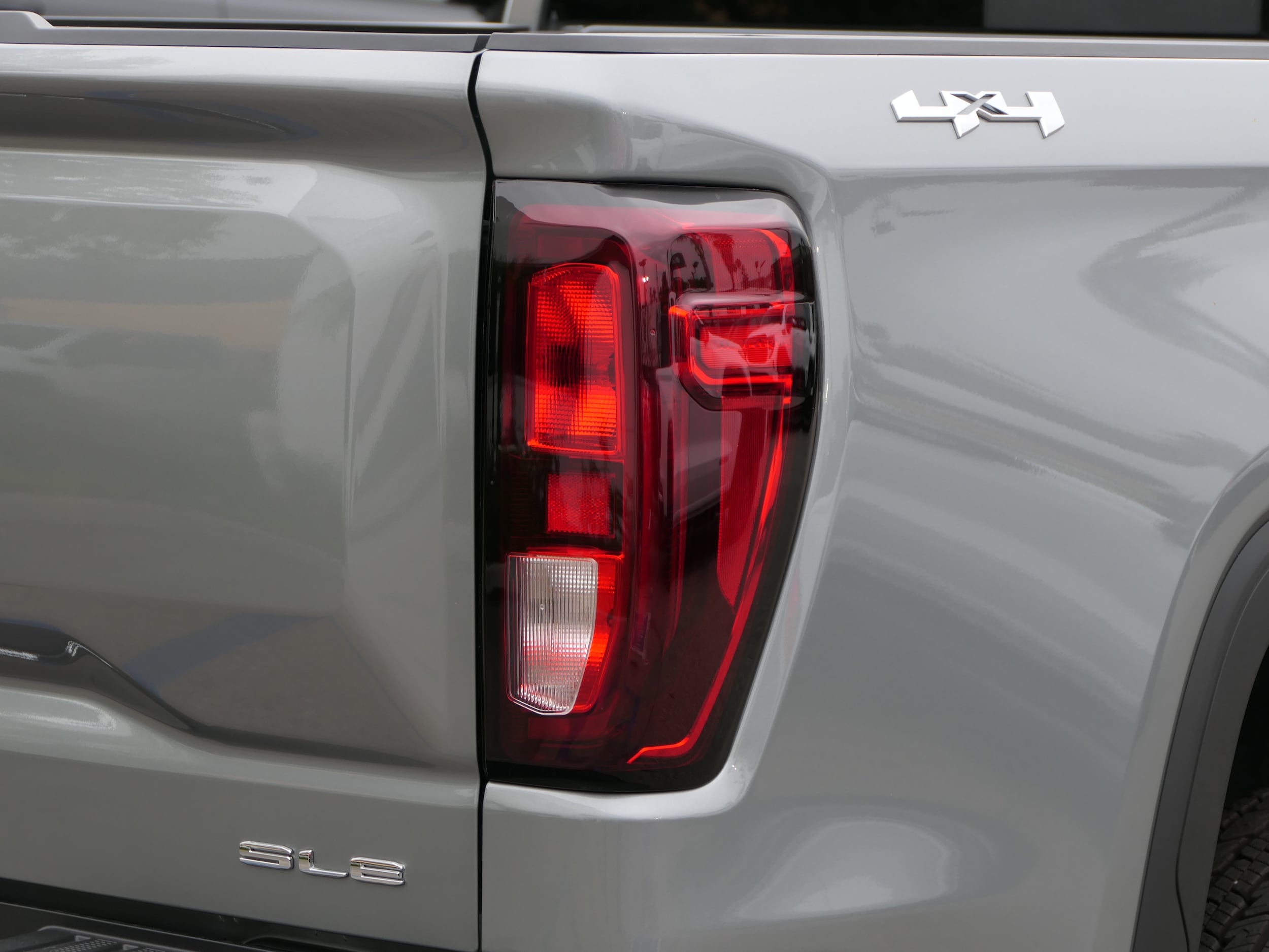 2026 GMC Sierra 1500 SLE - Photo 6