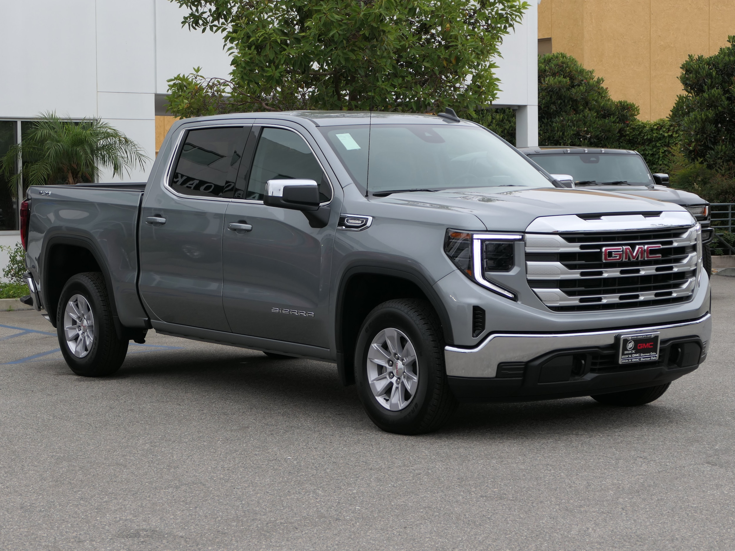 2026 GMC Sierra 1500 SLE - Photo 7