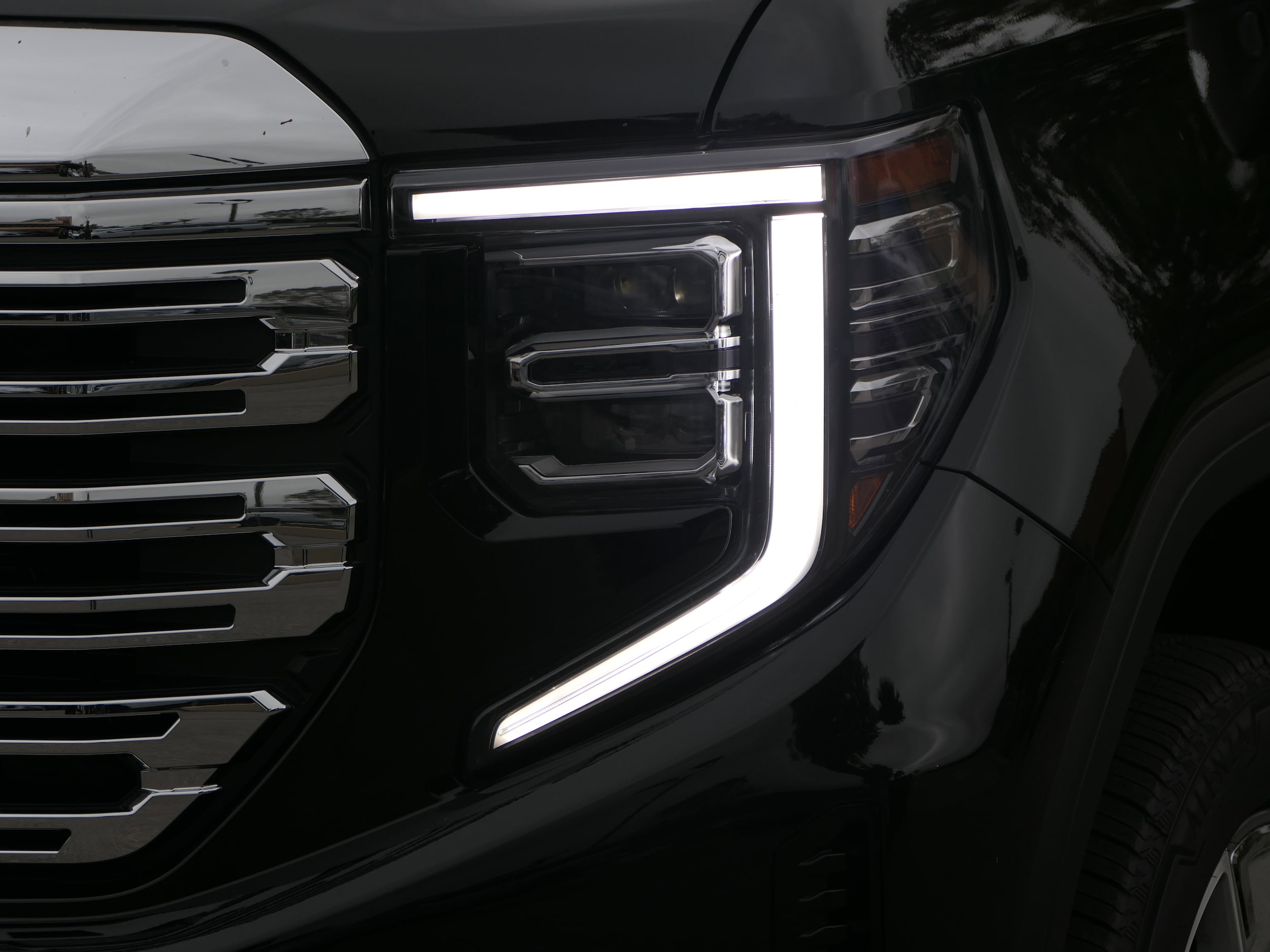 2026 GMC Sierra 1500 Denali - Photo 9