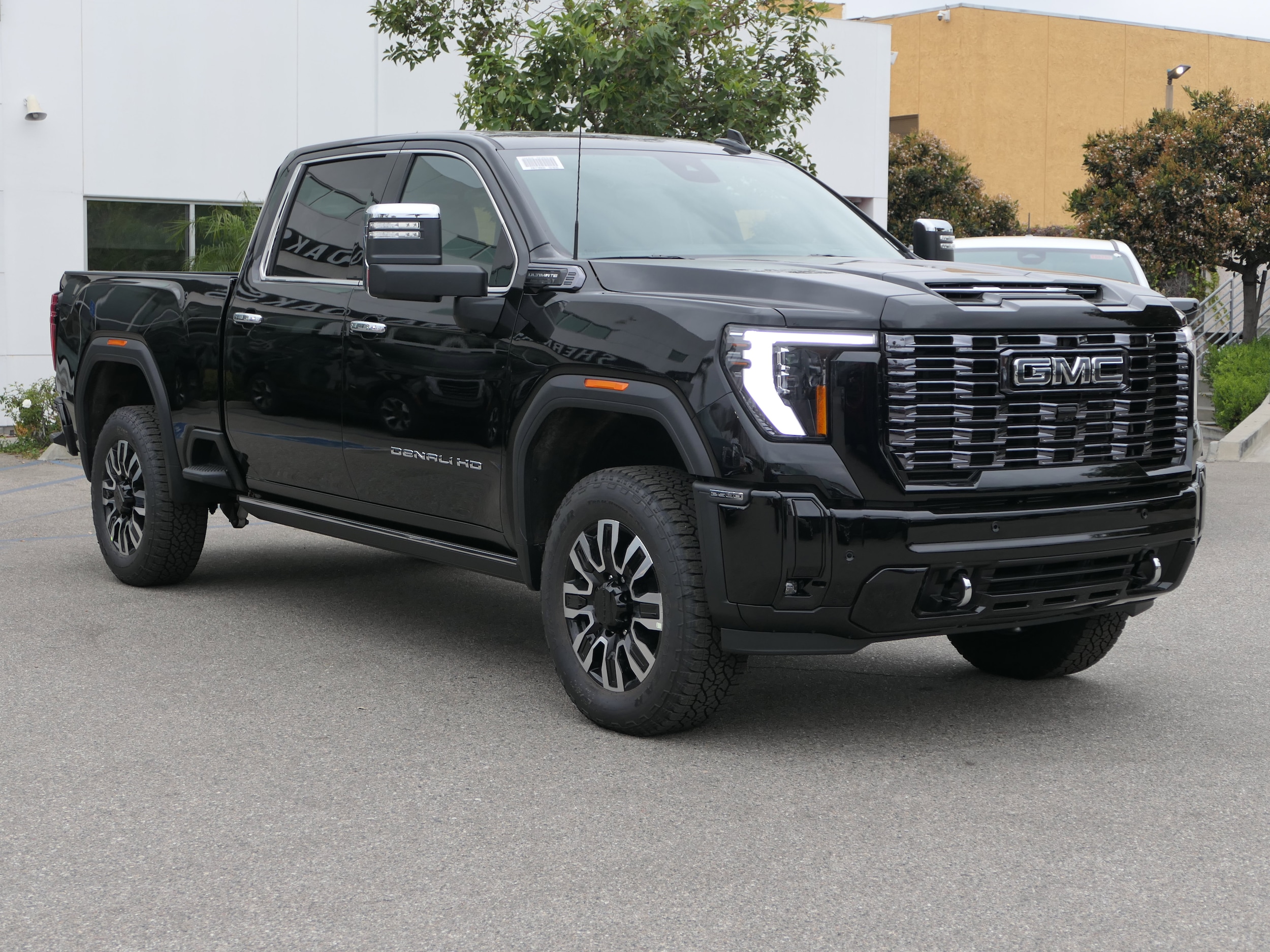 2026 GMC Sierra 2500 HD Denali Ultimate photo 6