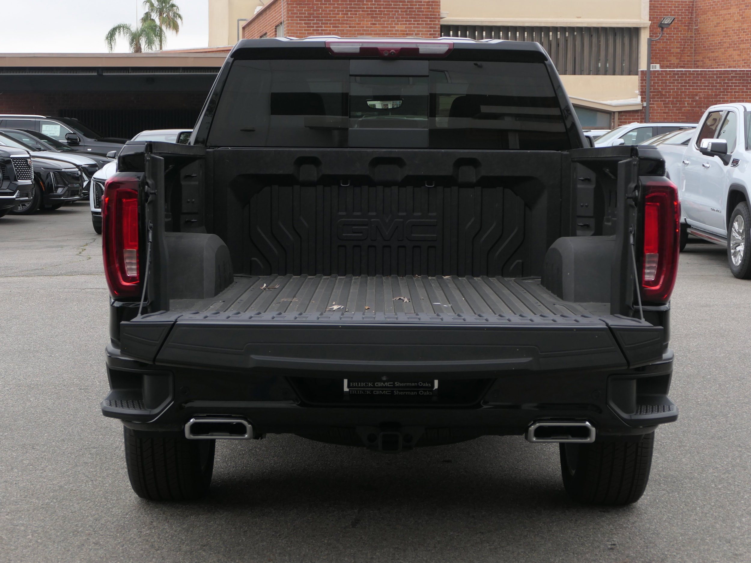 2026 GMC Sierra 1500 Denali photo 4