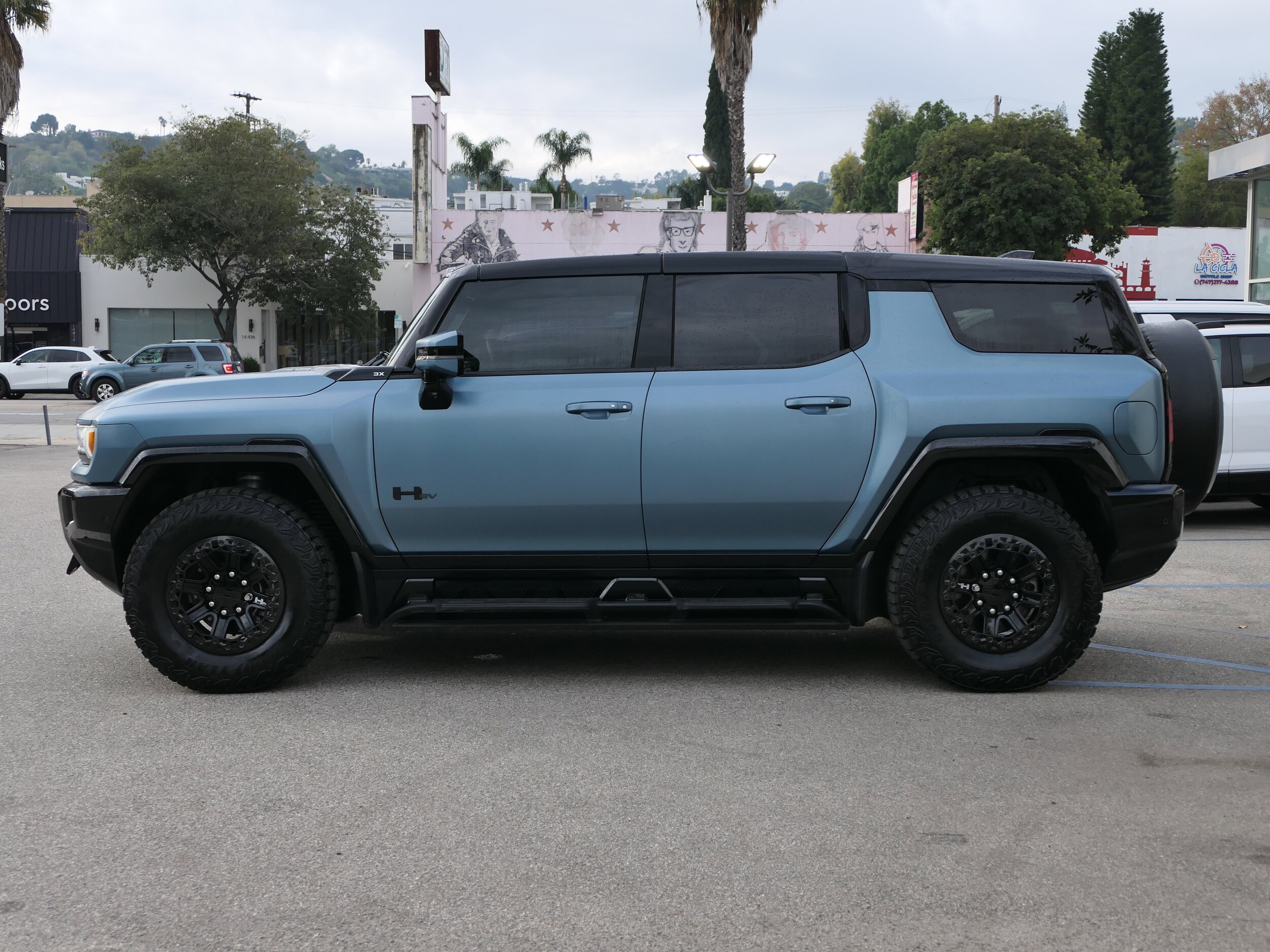 Used 2024 GMC HUMMER EV 3X with VIN 1GKB0SDC6RU110988 for sale in Los Angeles, CA
