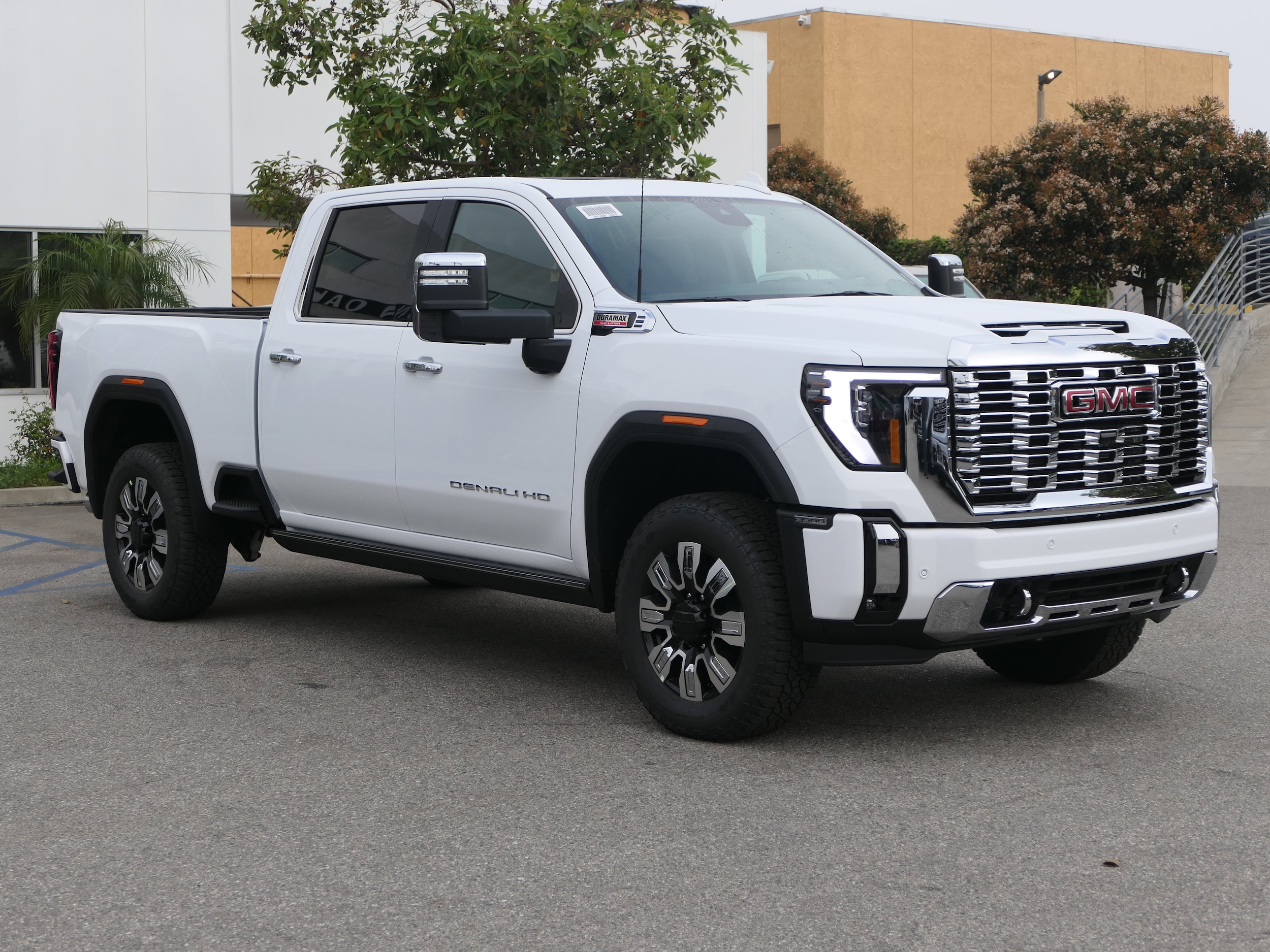 2026 GMC Sierra 2500 HD Denali photo 6