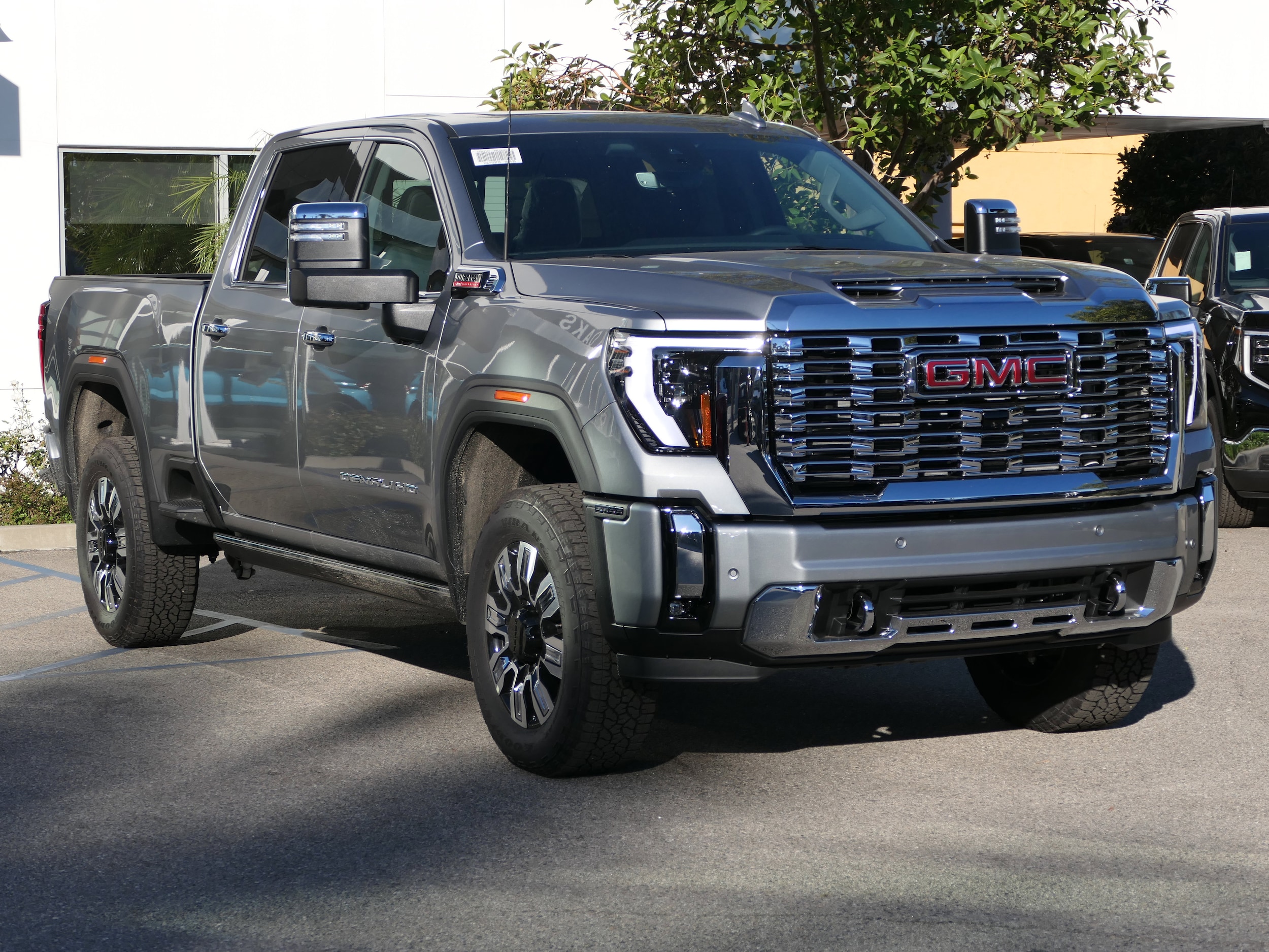 2026 GMC Sierra 2500 HD Denali photo 5