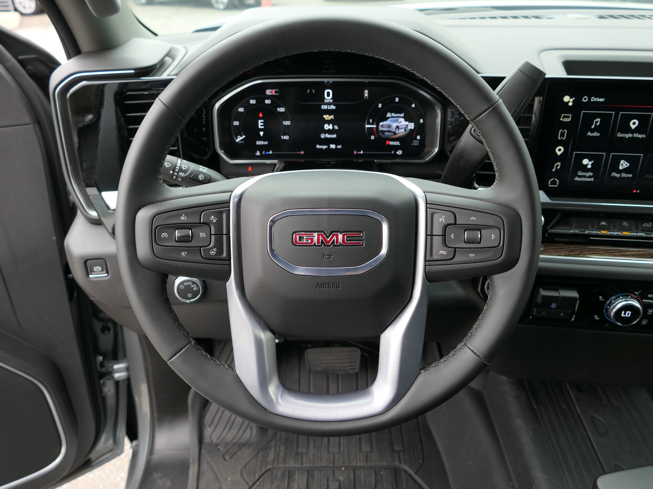 2026 GMC Sierra 1500 SLE - Photo 17