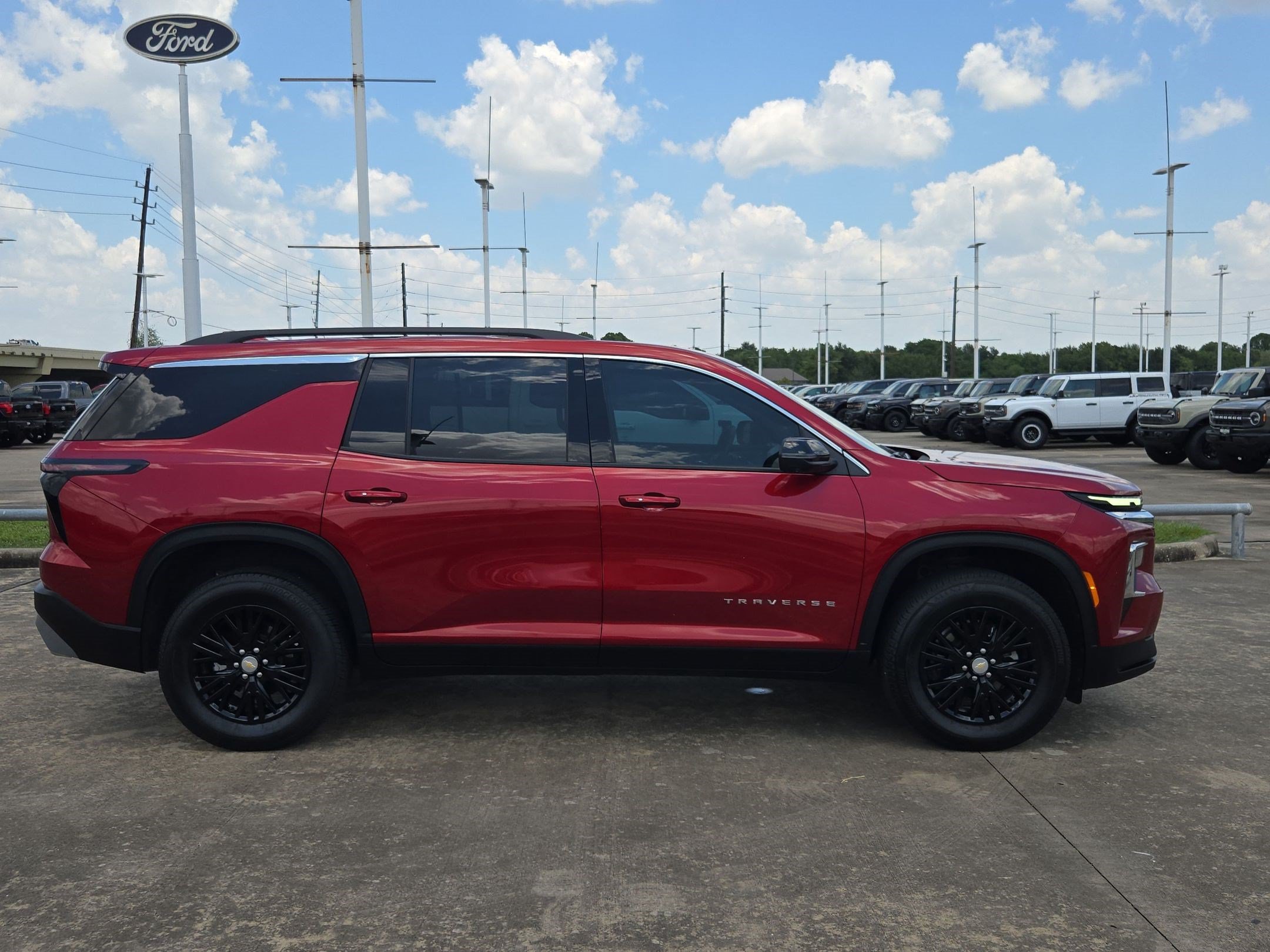 Used 2026 Chevrolet Traverse LT SUV
