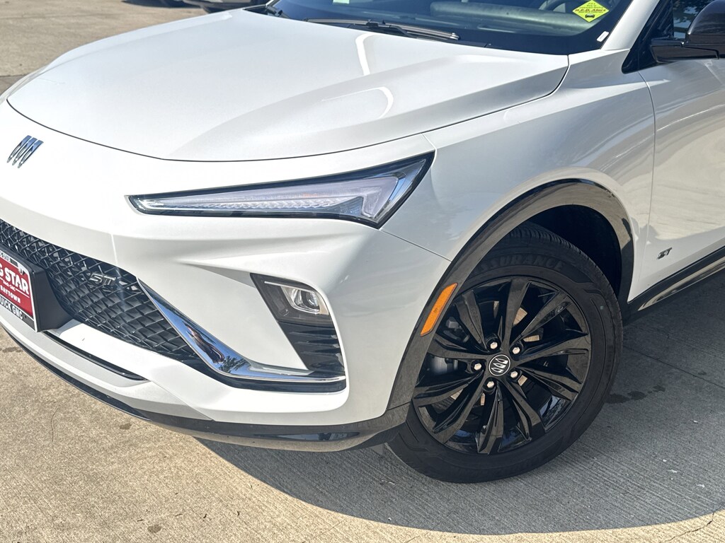 Used 2025 Buick Envista Sport Touring SUV