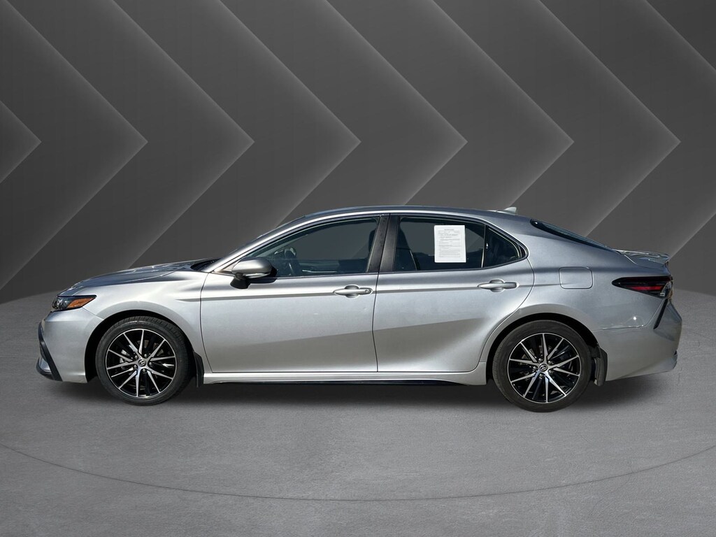 Used 2024 Toyota Camry SE Sedan