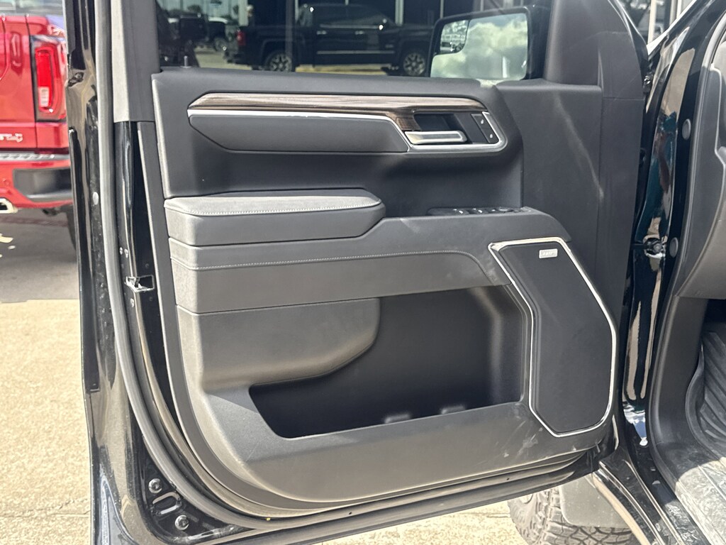 Used 2025 Chevrolet Silverado 1500 LT Trail Boss Truck Crew Cab