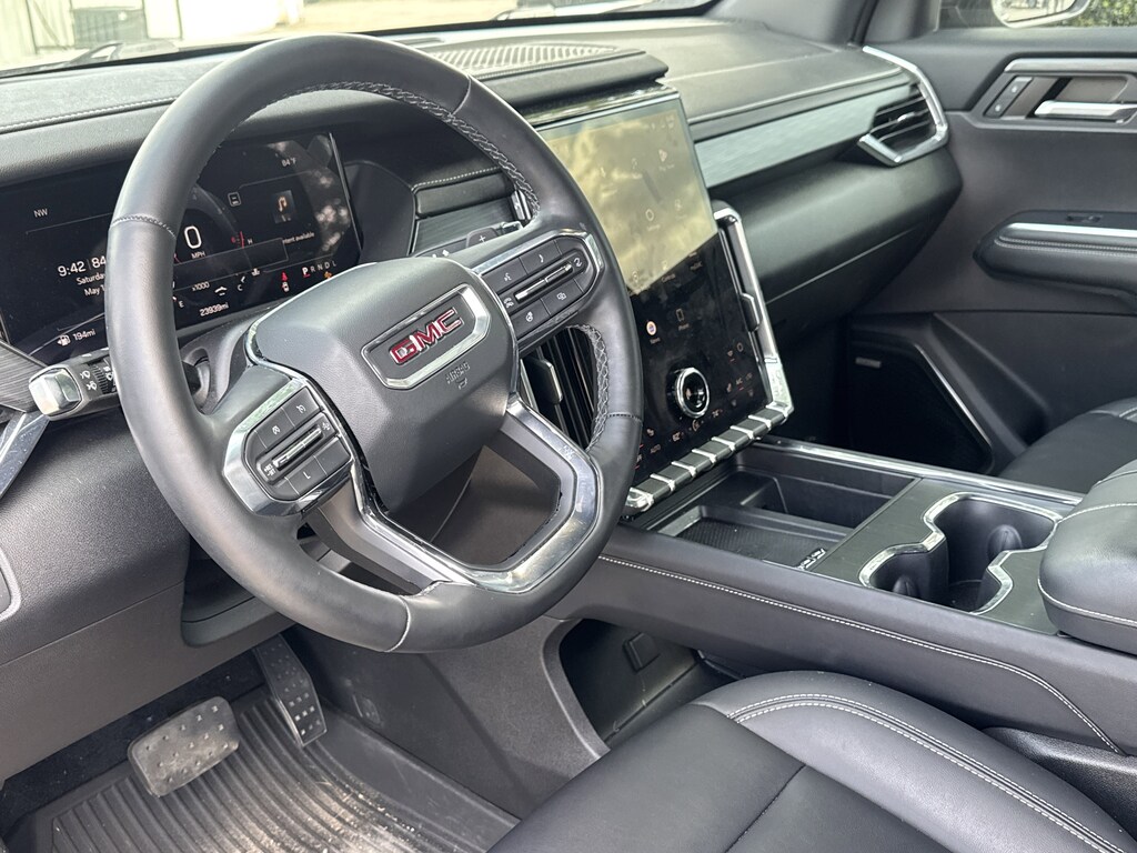 Used 2024 GMC Acadia Elevation SUV