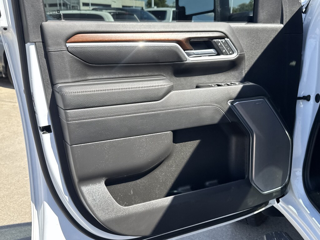 Used 2025 GMC Sierra 2500 HD Denali Truck Crew Cab
