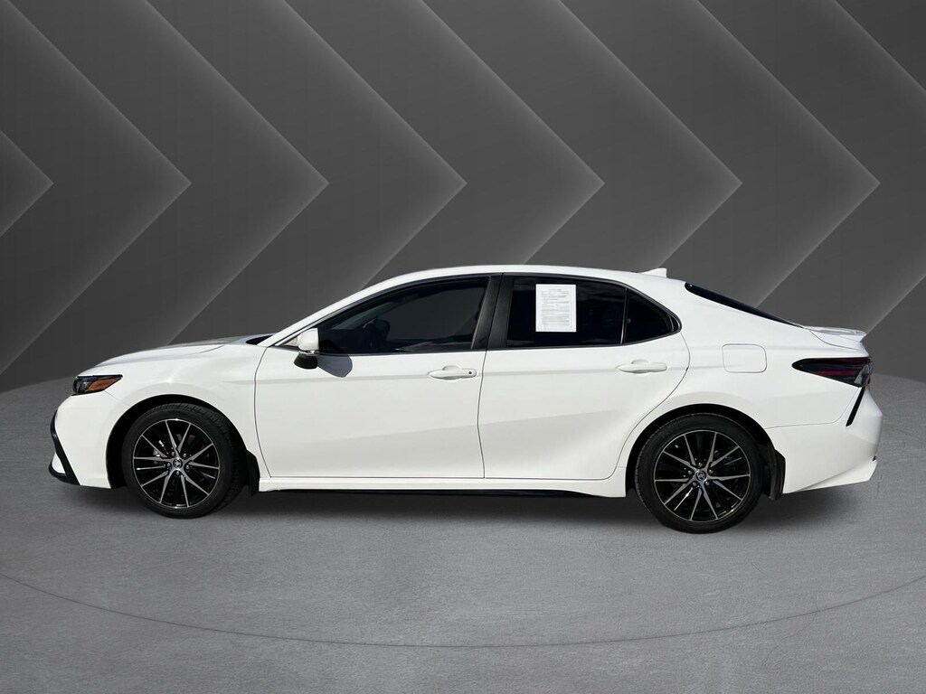 Used 2024 Toyota Camry SE Sedan