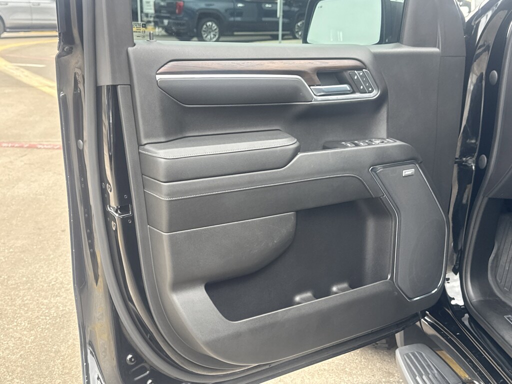 Used 2023 GMC Sierra 1500 SLT Truck Crew Cab