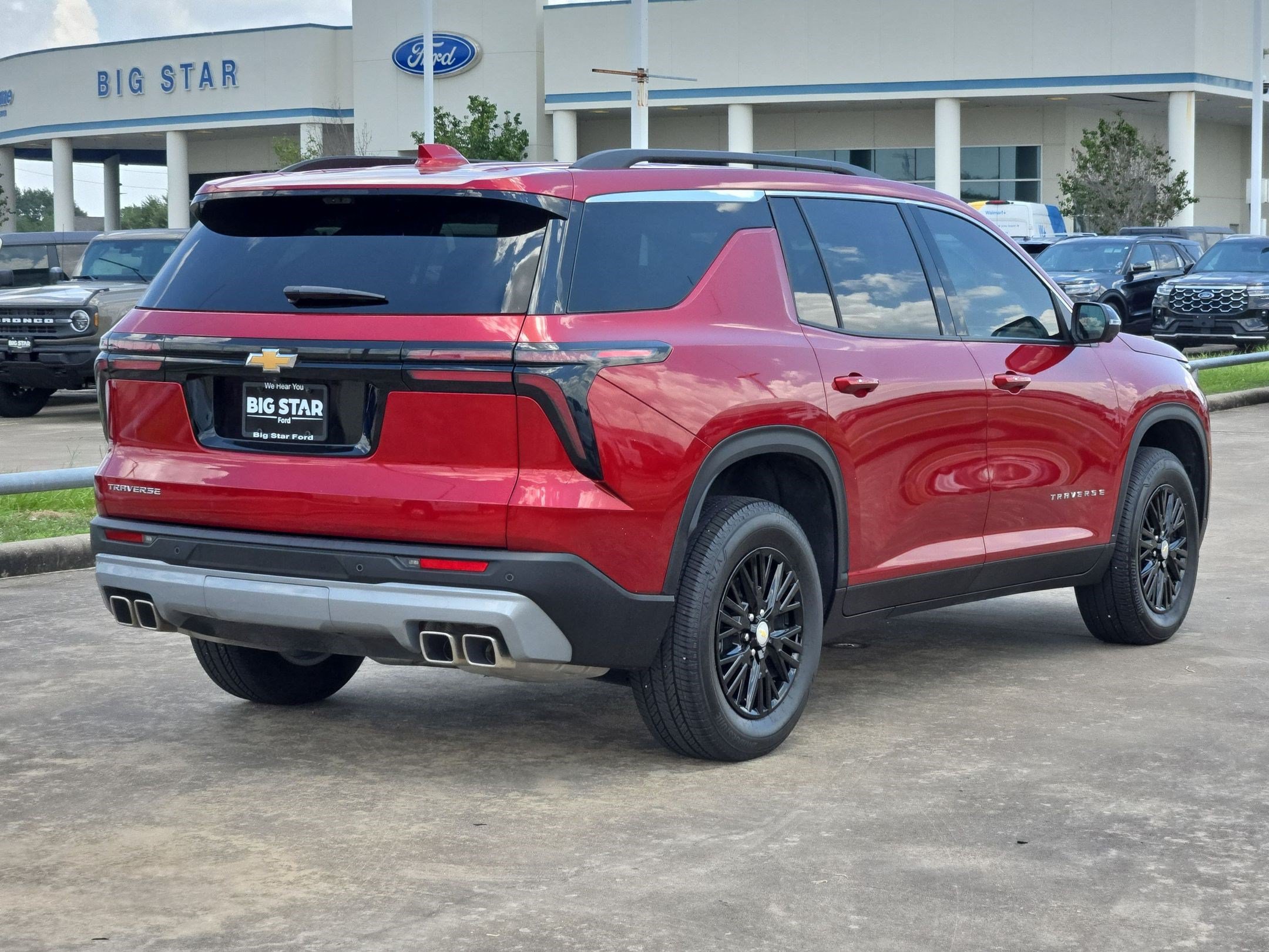 Used 2026 Chevrolet Traverse LT SUV