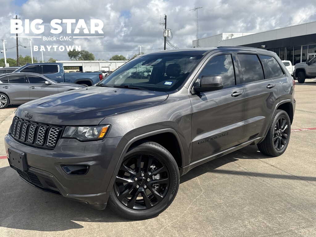 Used 2021 Jeep Grand Cherokee Laredo SUV