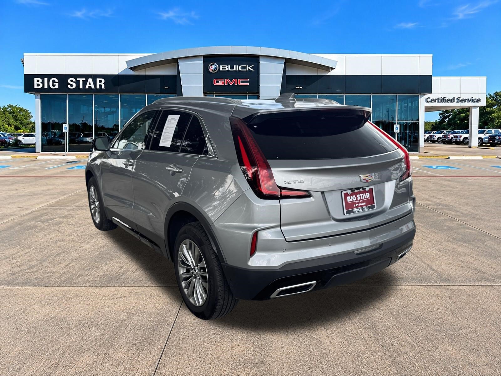 Used 2025 CADILLAC XT4 Premium Luxury SUV